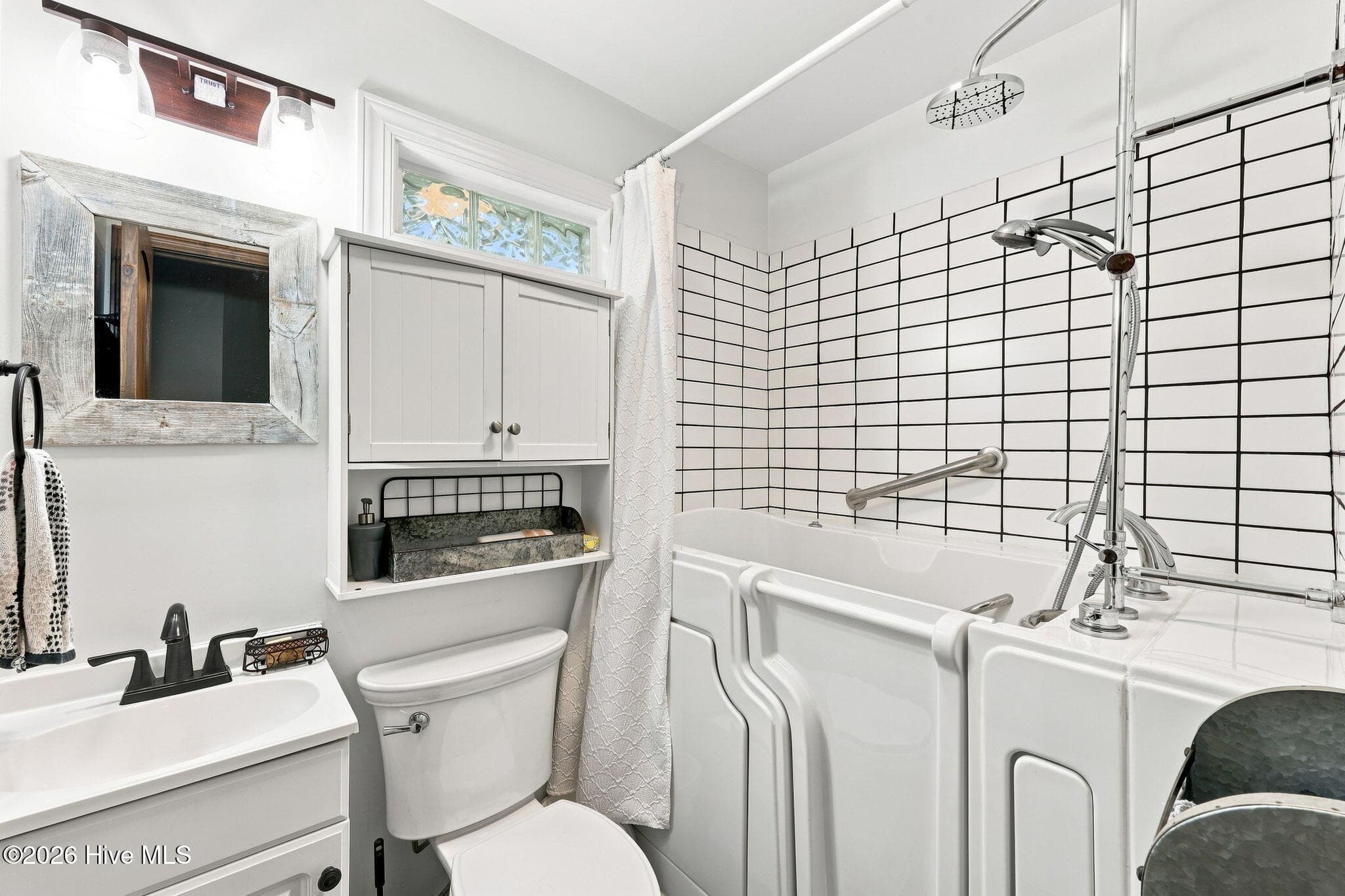 102 Ellington Street, New Bern, NC 28560