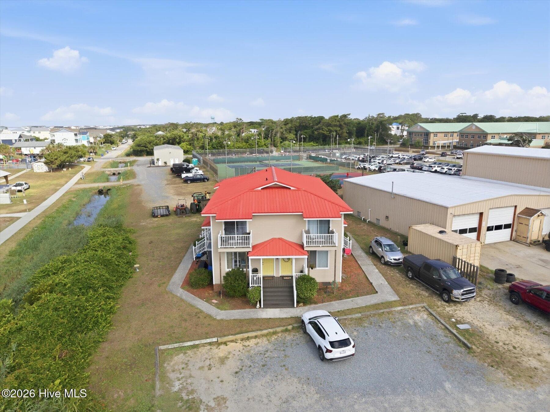 Triplex at 133 SE 48th Street, Oak Island, NC 28465, photo 10 of 15