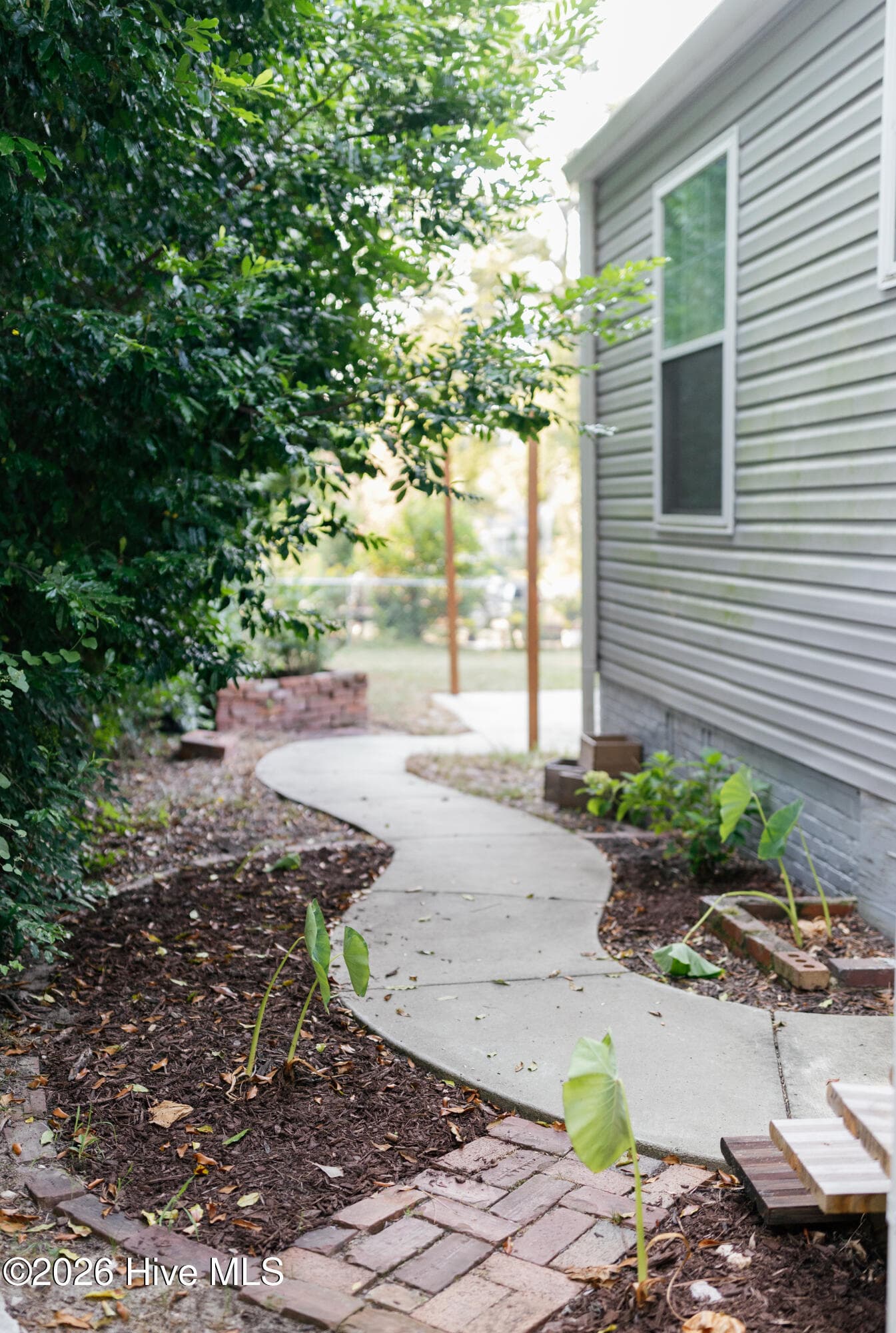 Single Family Residence at 1720 Oak Drive, Augusta, GA 30904, photo 5 of 23