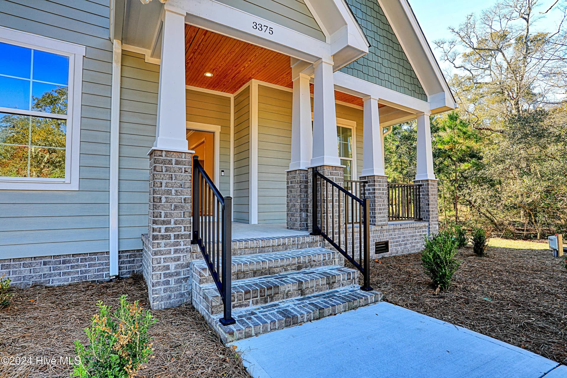 Single Family Residence at 3375 Sandridge Lane SW, Supply, NC 28462, photo 9 of 73