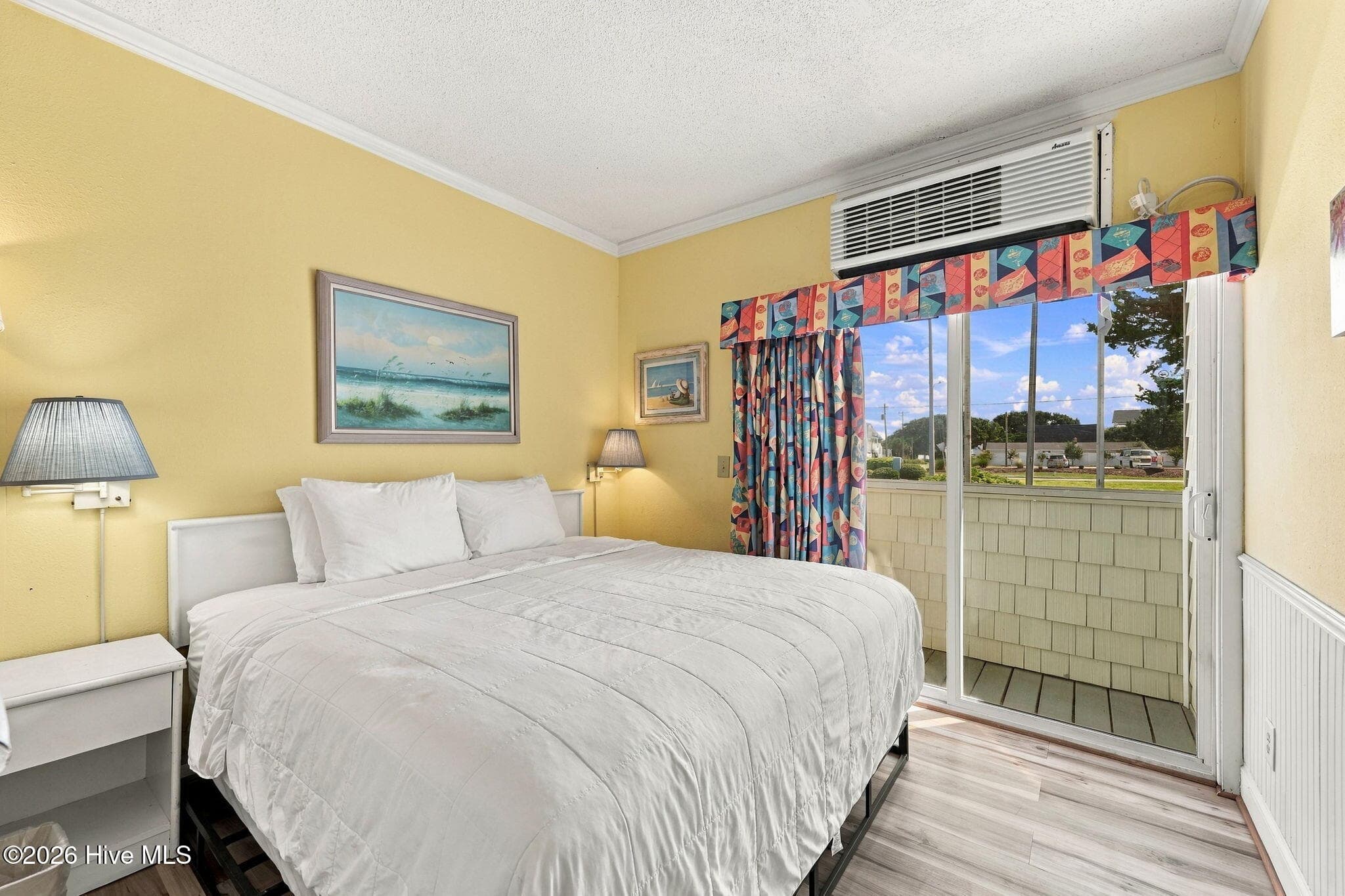602 W Fort Macon Road 103, Atlantic Beach, NC 28512