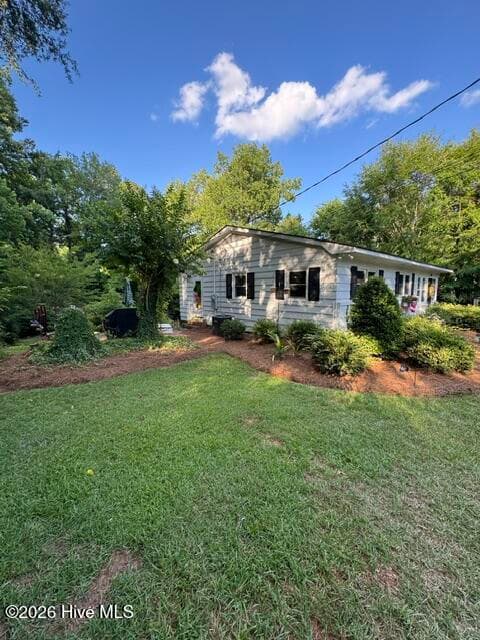 Single Family Residence at 606 N Pine Lane, Wadesboro, NC 28170, Wadesboro, photo 2 of 16