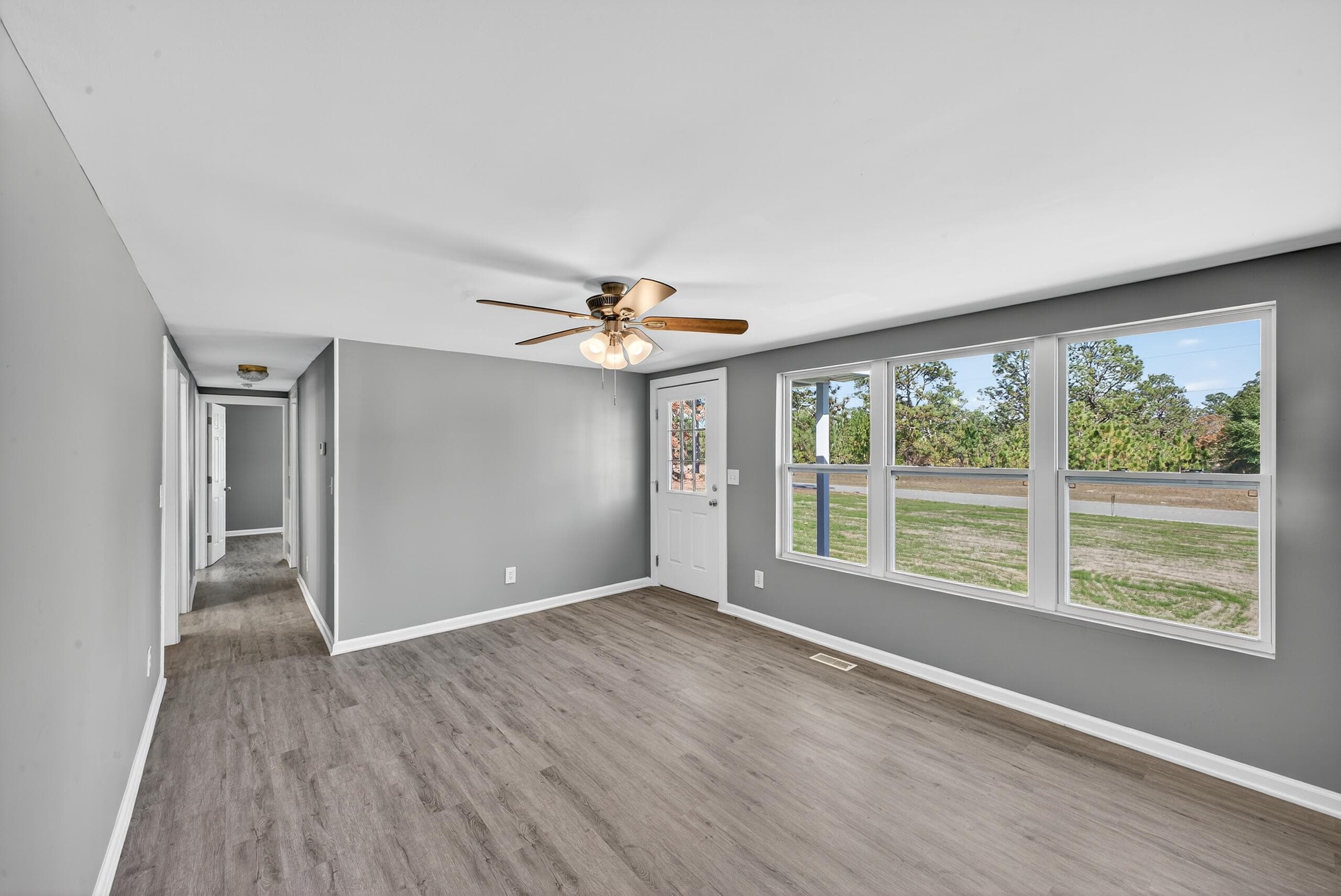 Single Family Residence at 20135 Us-Hwy 278, Williston, SC 29853, photo 6 of 28