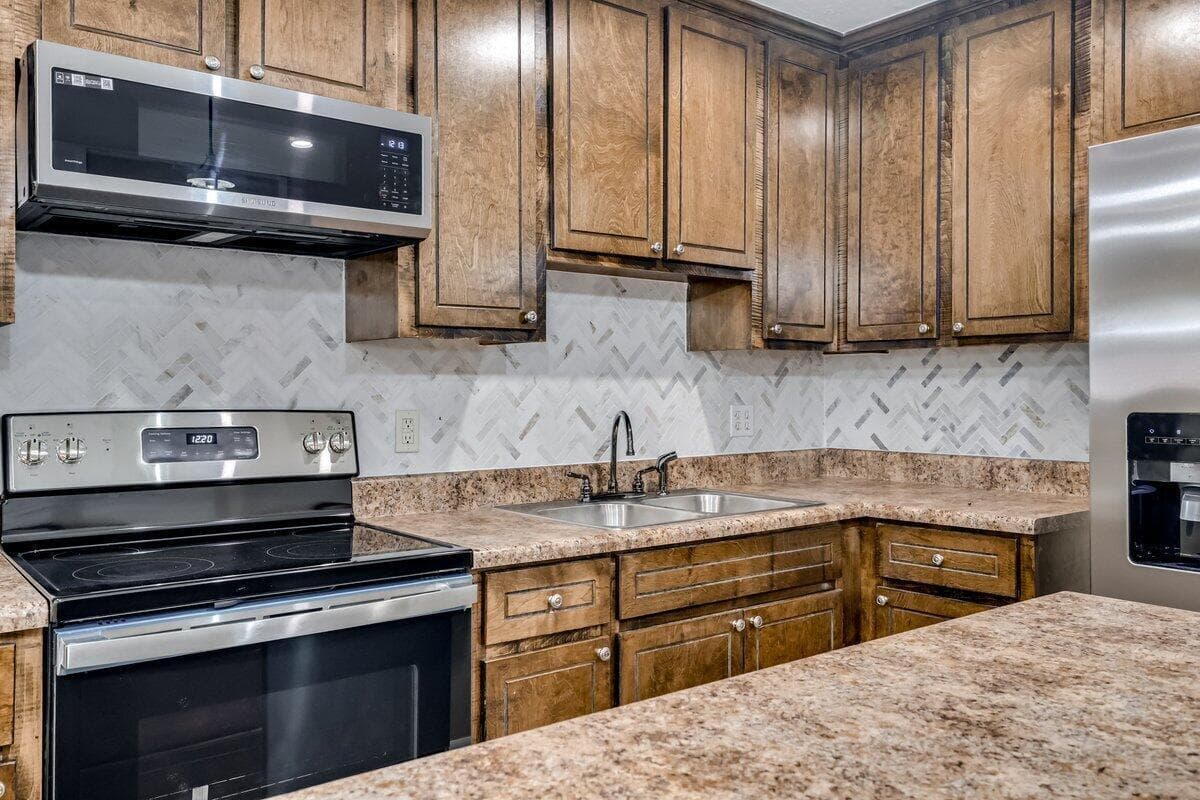Single Family Residence at 2085 Hillsinger Road, Augusta, GA 30904, photo 11 of 42