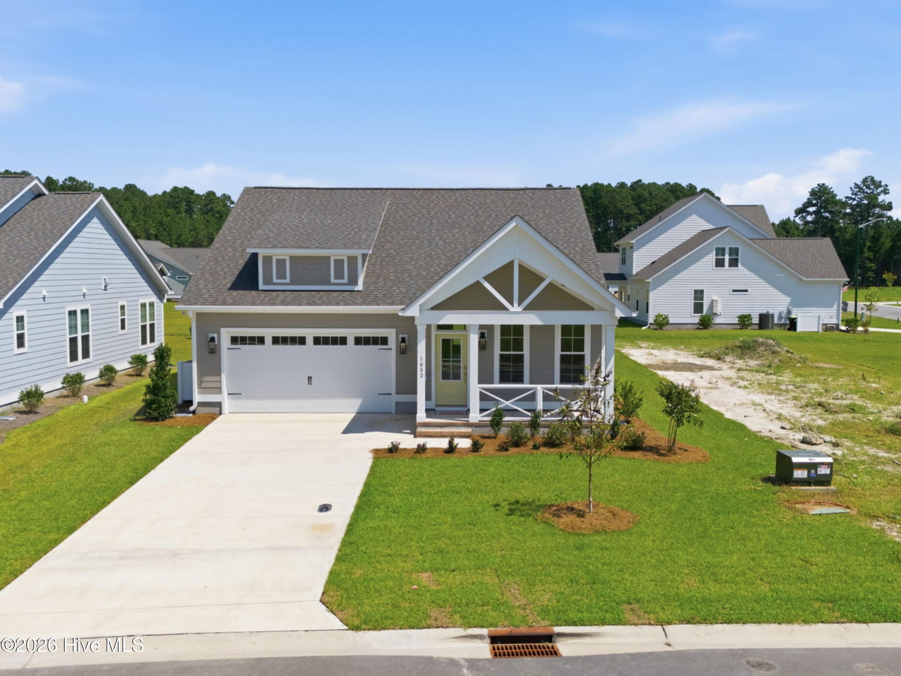 Single Family Residence at 1002 Newcastle Alley, New Bern, NC 28562, photo 2 of 20