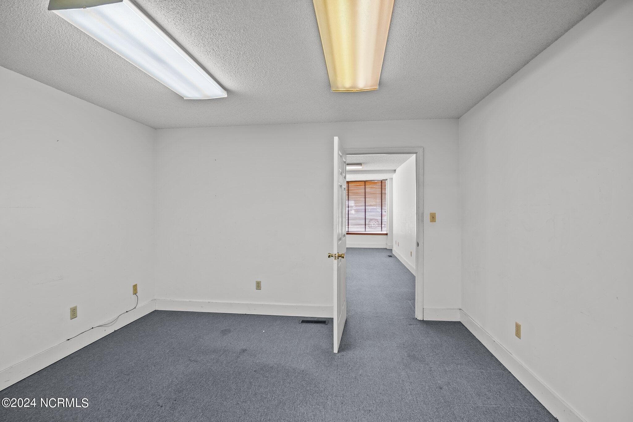 113-117 W Water Street, Plymouth, NC 27962