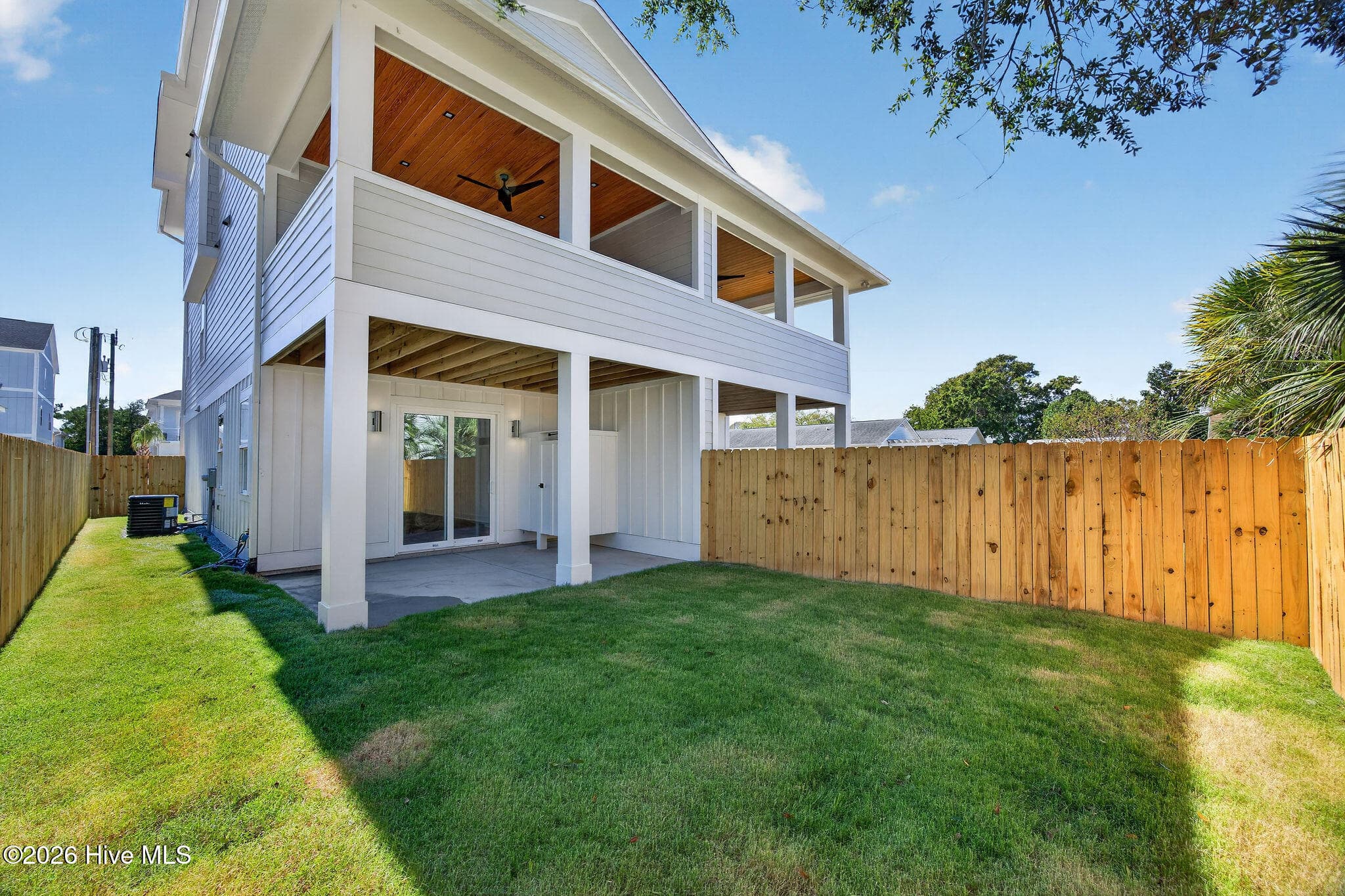 Townhouse at 504 Greenville Avenue 1, Carolina Beach, NC 28428, photo 24 of 125