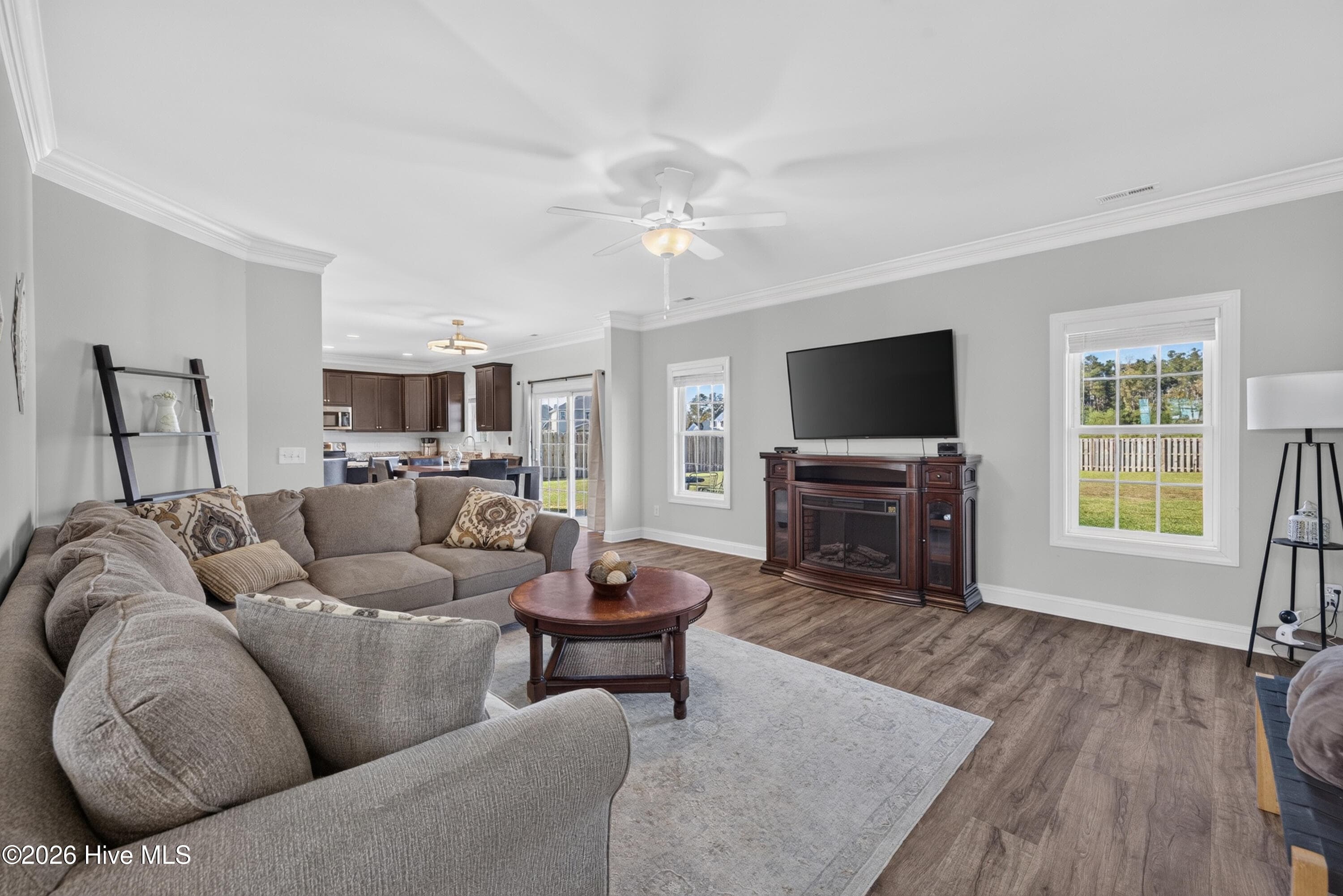 Single Family Residence at 30 W Broughton Lane, Rocky Point, NC 28457, photo 15 of 41