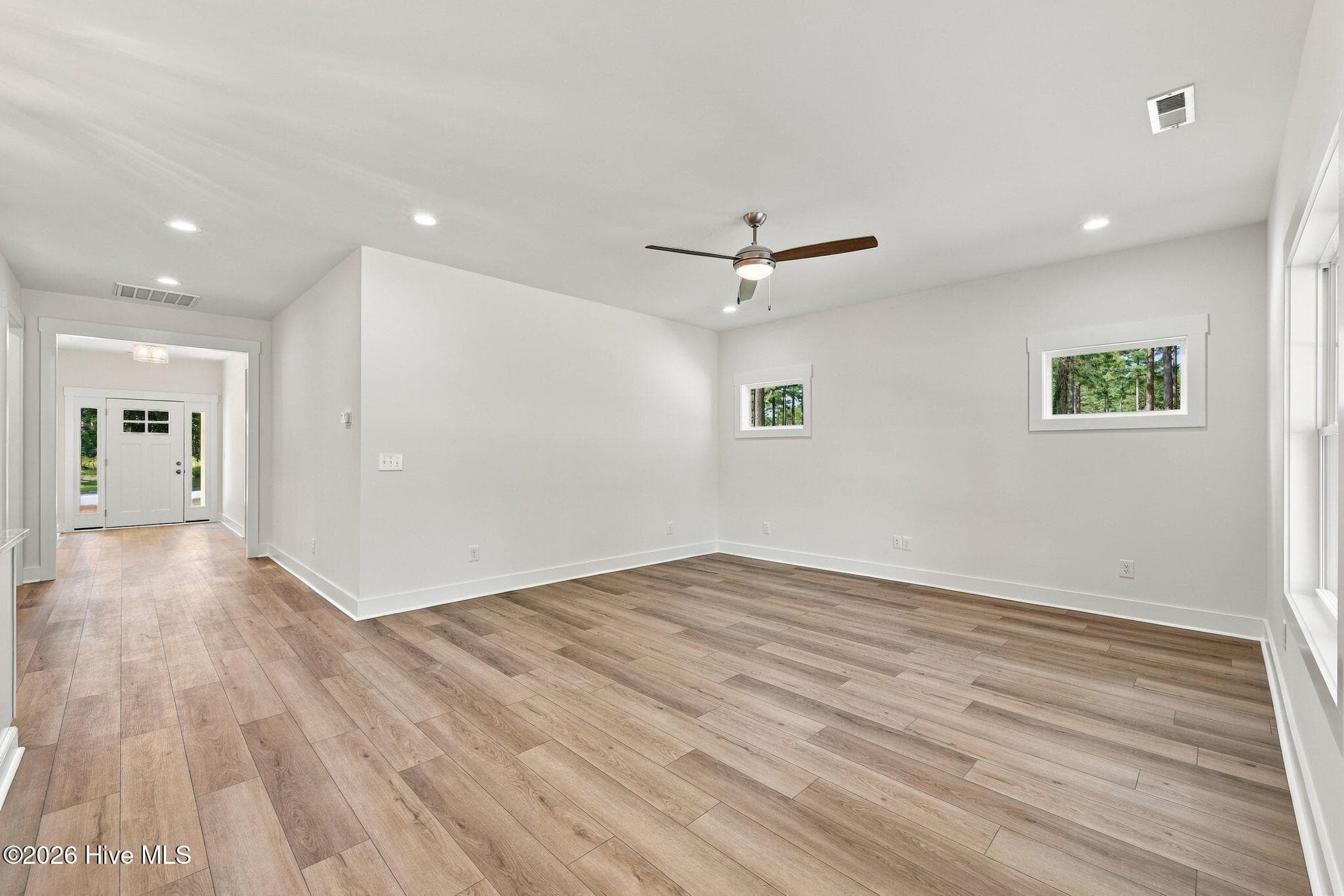 Single Family Residence at 31 Currituck Court, Oriental, NC 28571, photo 28 of 93