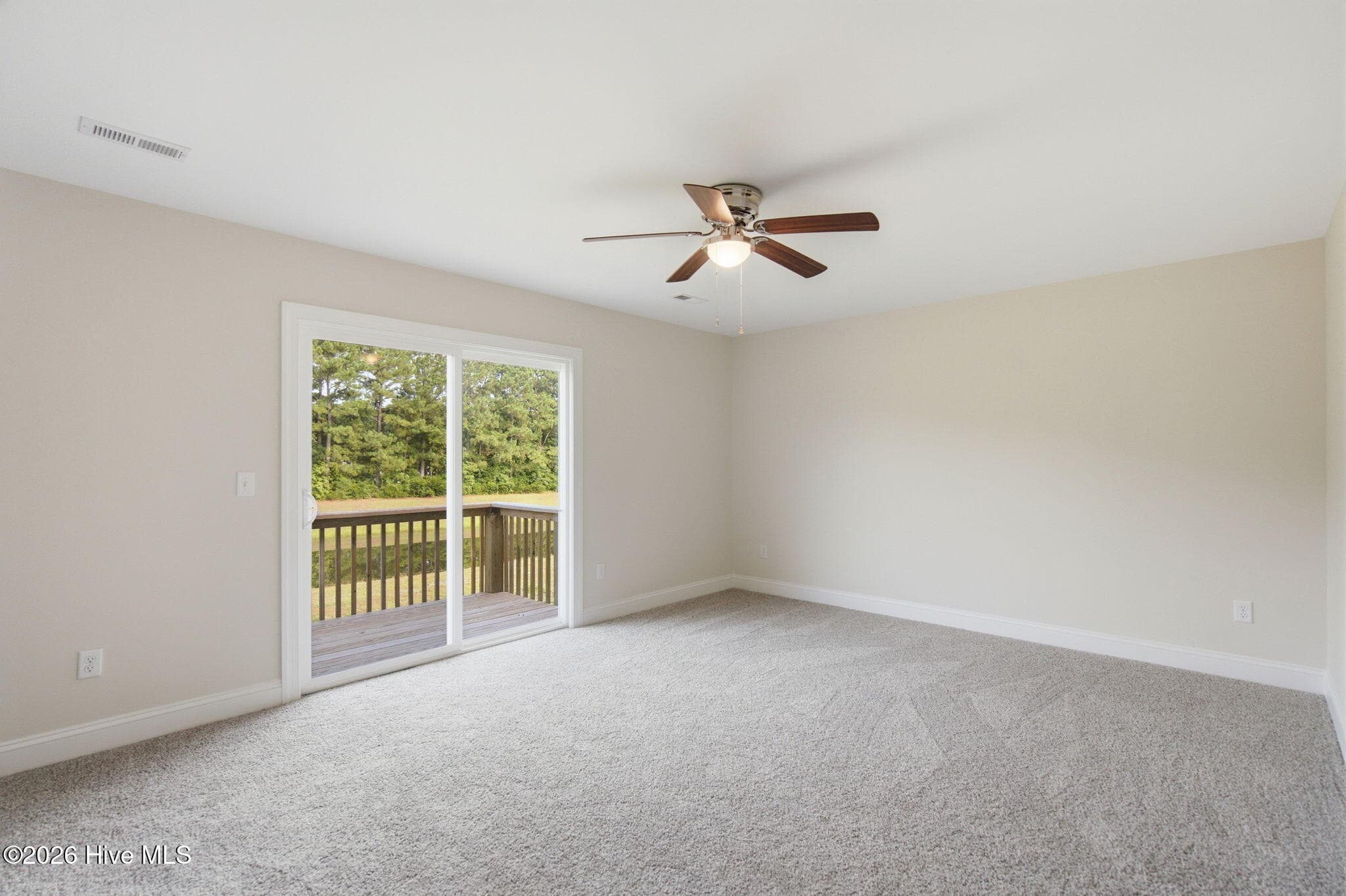 Townhouse at 221 Sandy Cove Lane, Sneads Ferry, NC 28460, photo 18 of 28