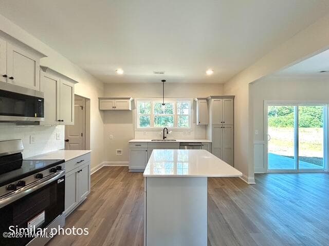 Single Family Residence at 148 Woodford Drive, Jacksonville, NC 28540, photo 24 of 111