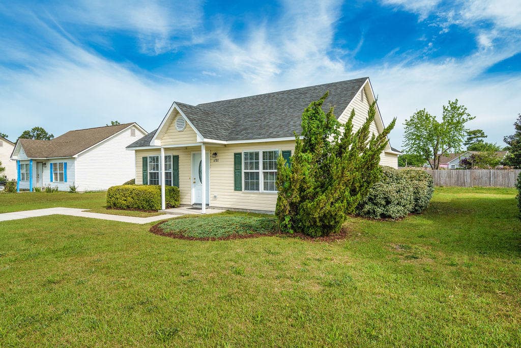 Single Family Residence at 6701 Alamosa Drive, Wilmington, NC 28411, photo 38 of 46