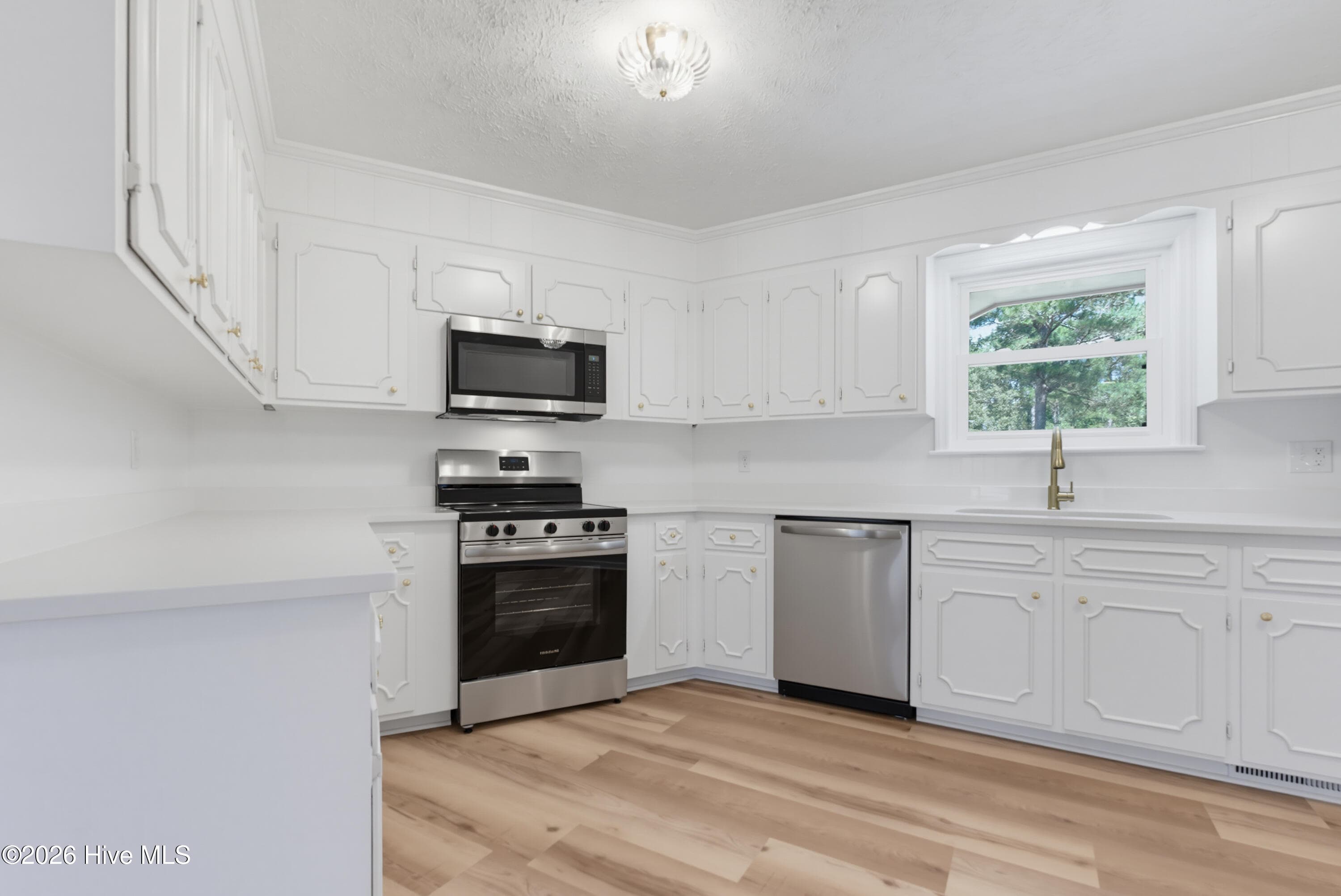Single Family Residence at 4635 Hallsboro Road N, Clarkton, NC 28433, photo 19 of 56