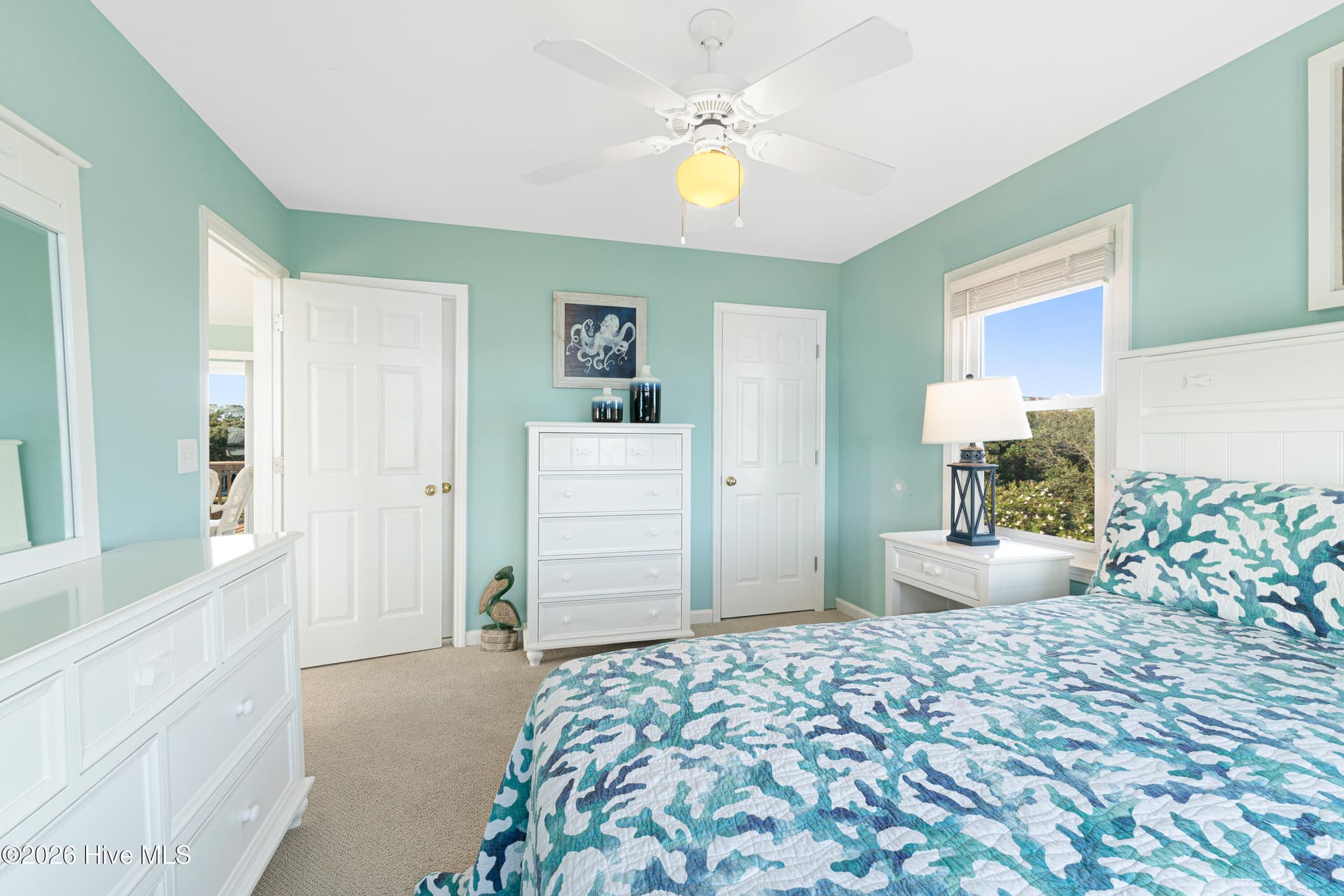 Single Family Residence at 118 Heverly Drive, Emerald Isle, NC 28594, photo 22 of 61