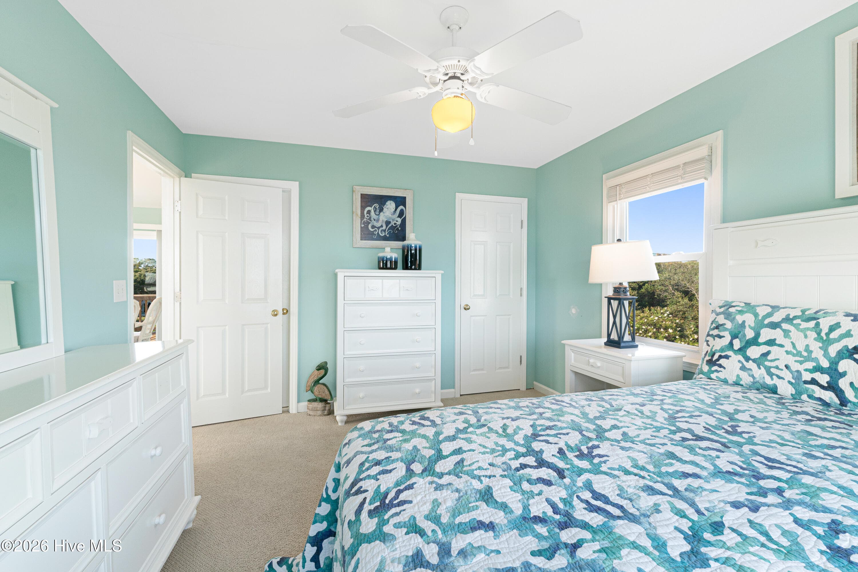 Single Family Residence at 118 Heverly Drive, Emerald Isle, NC 28594, photo 22 of 61