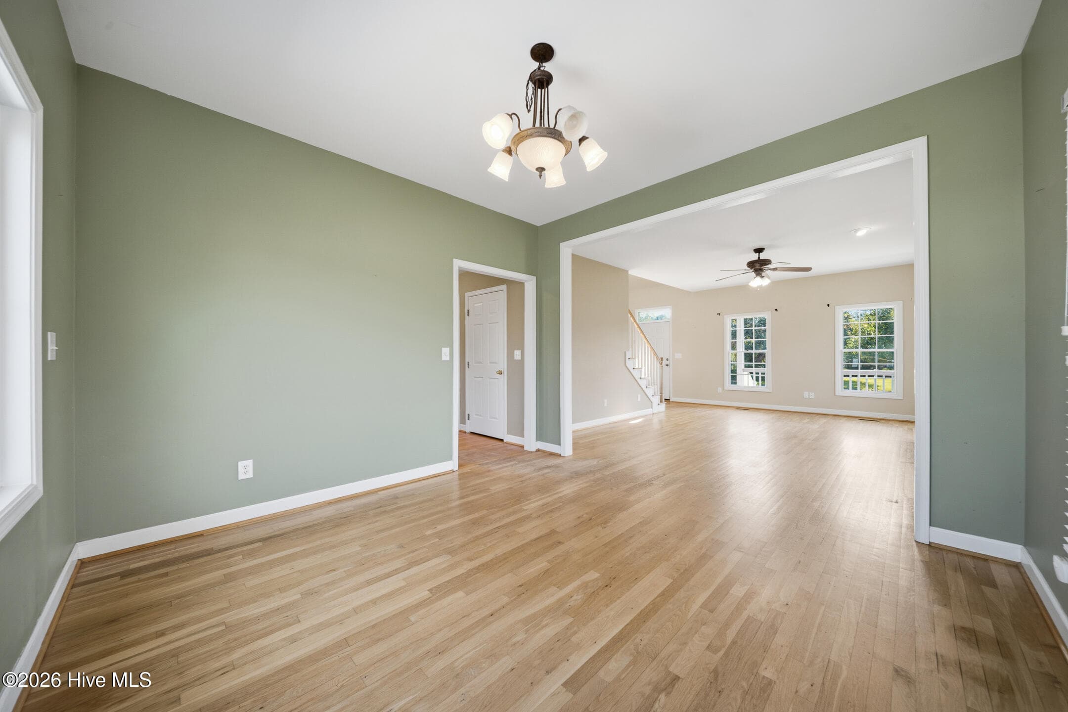Single Family Residence at 117 Middle Point Road, Hampstead, NC 28443, photo 21 of 86
