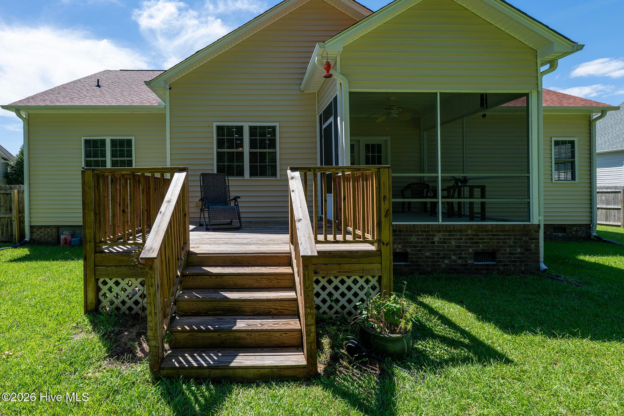 Great Space for Entertaining - 168 Laura Drive, New Bern, NC 28562