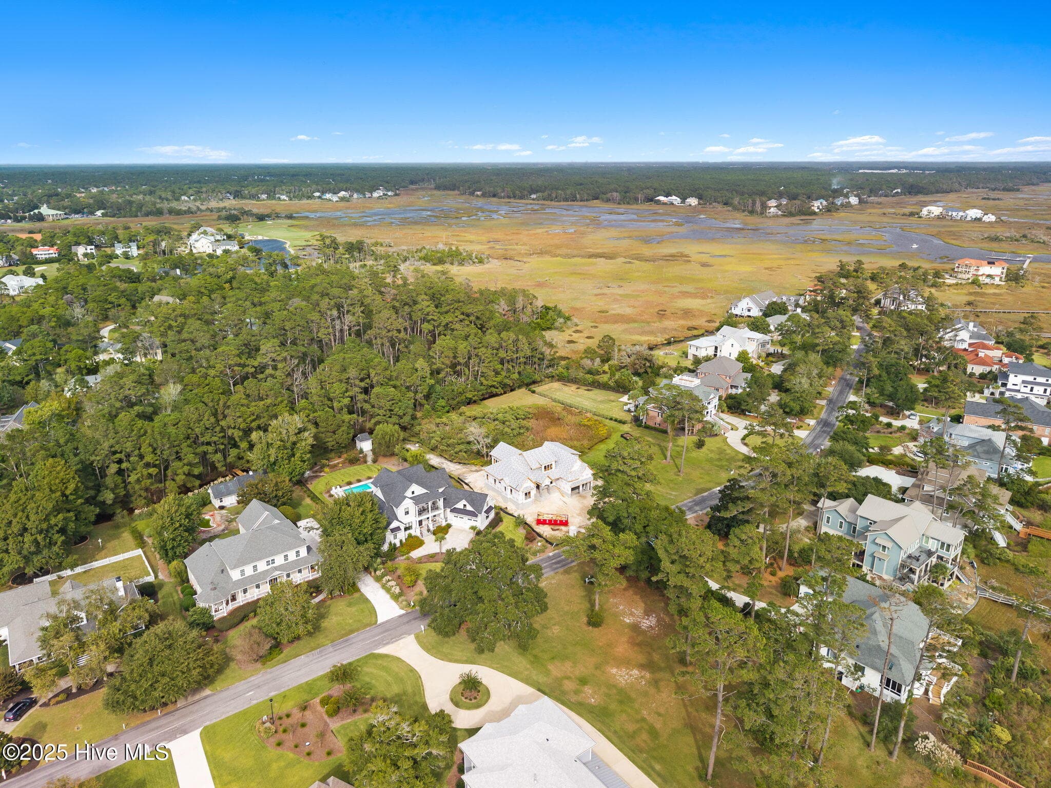Single Family Residence at 2611 Mariners Way SE, Southport, NC 28461, photo 10 of 15
