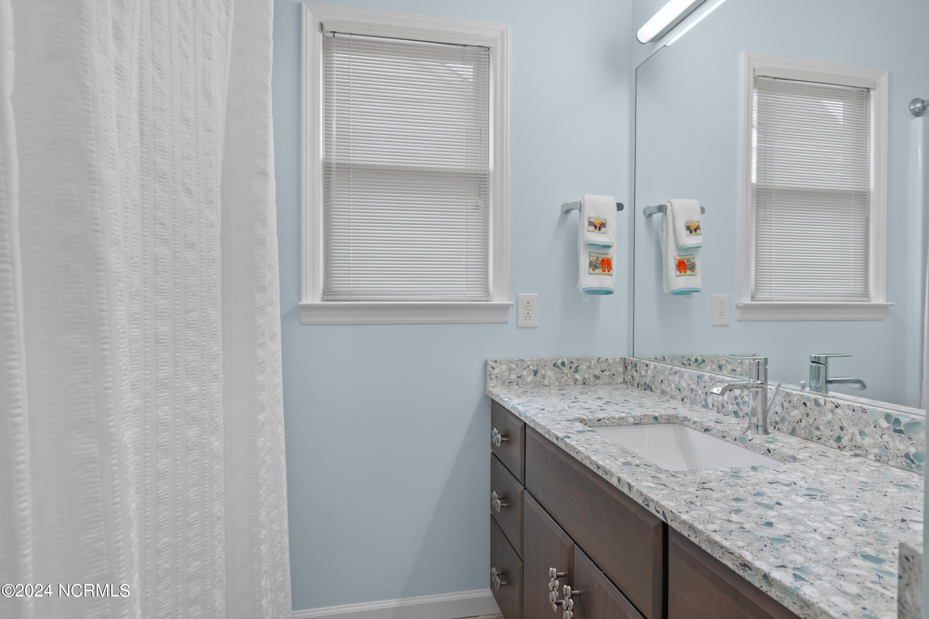 Single Family Residence at 272 Brunswick Avenue W, Holden Beach, NC 28462, photo 22 of 45
