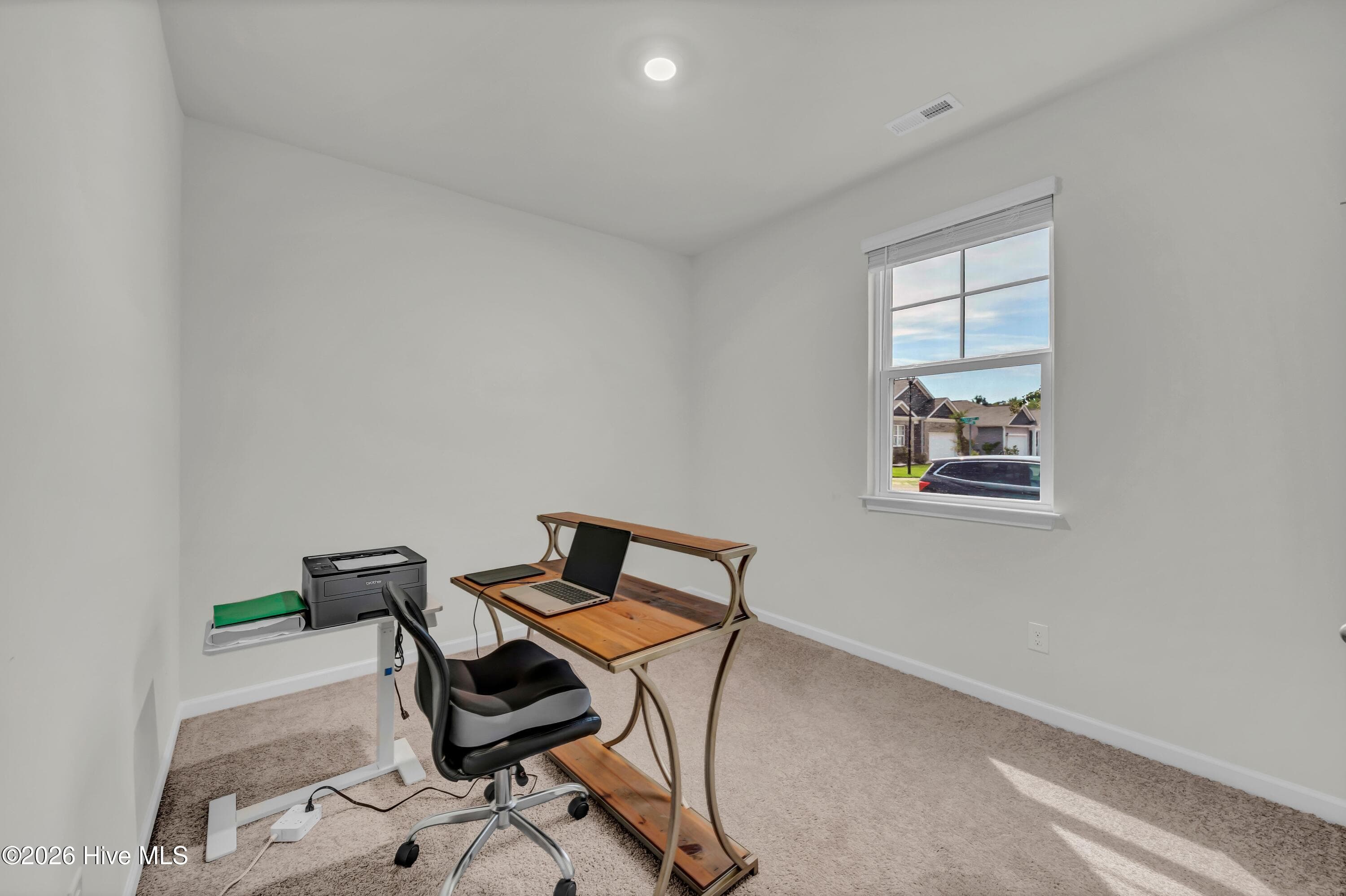 Single Family Residence at 321 Tributary Circle, Wilmington, NC 28401, photo 16 of 27