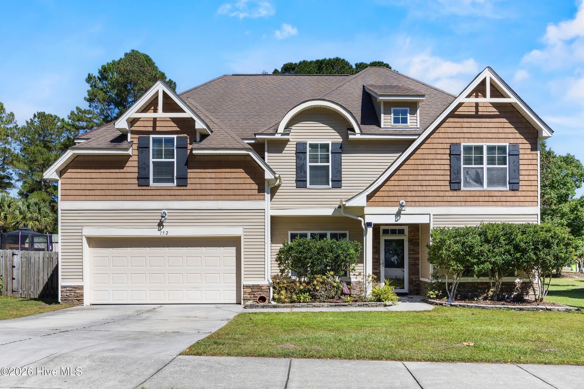 Single Family Residence at 152 Cornel Lane, Hampstead, NC 28443