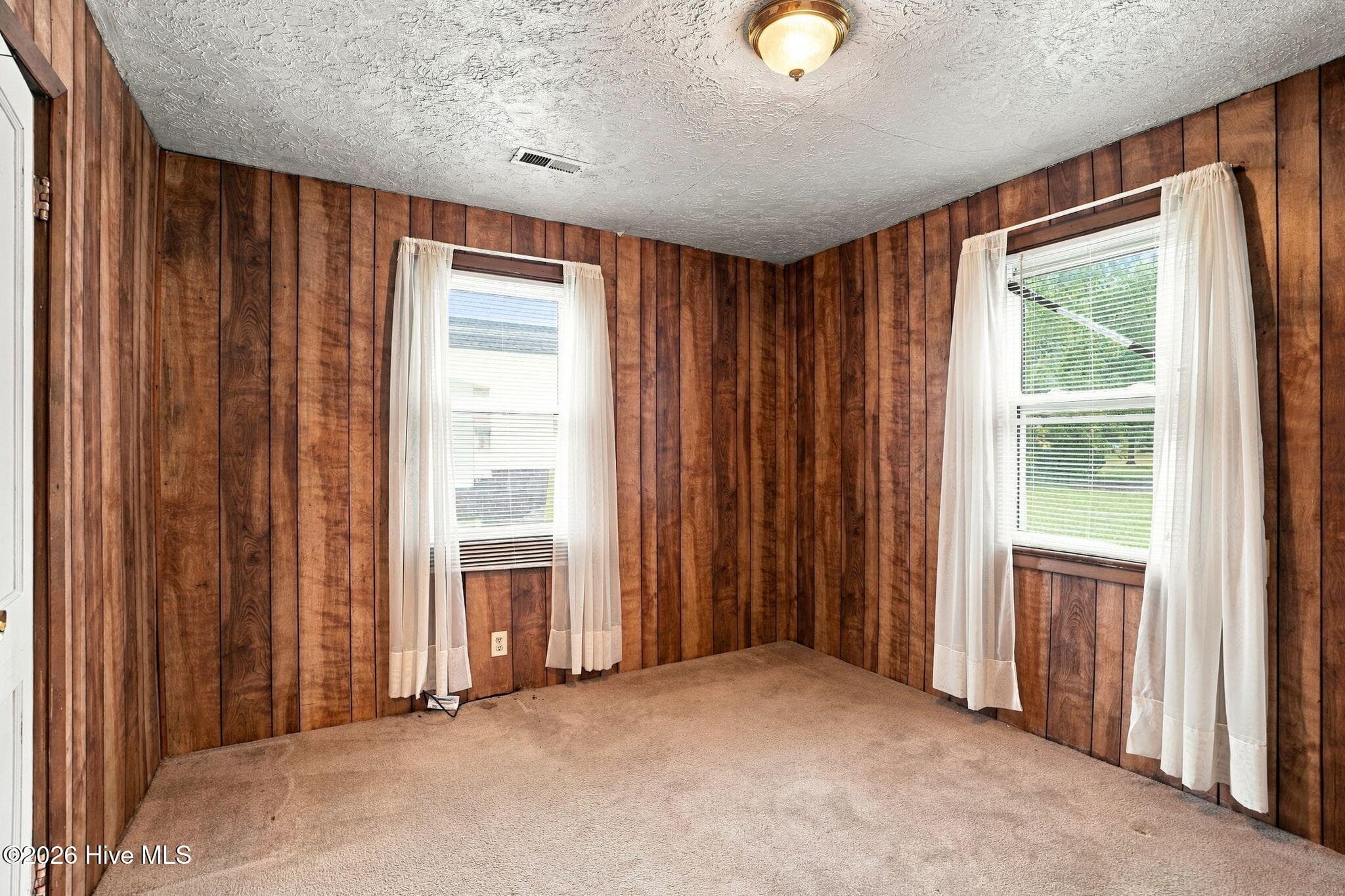 Single Family Residence at 305 N Charles Street, La Grange, NC 28551, photo 16 of 29