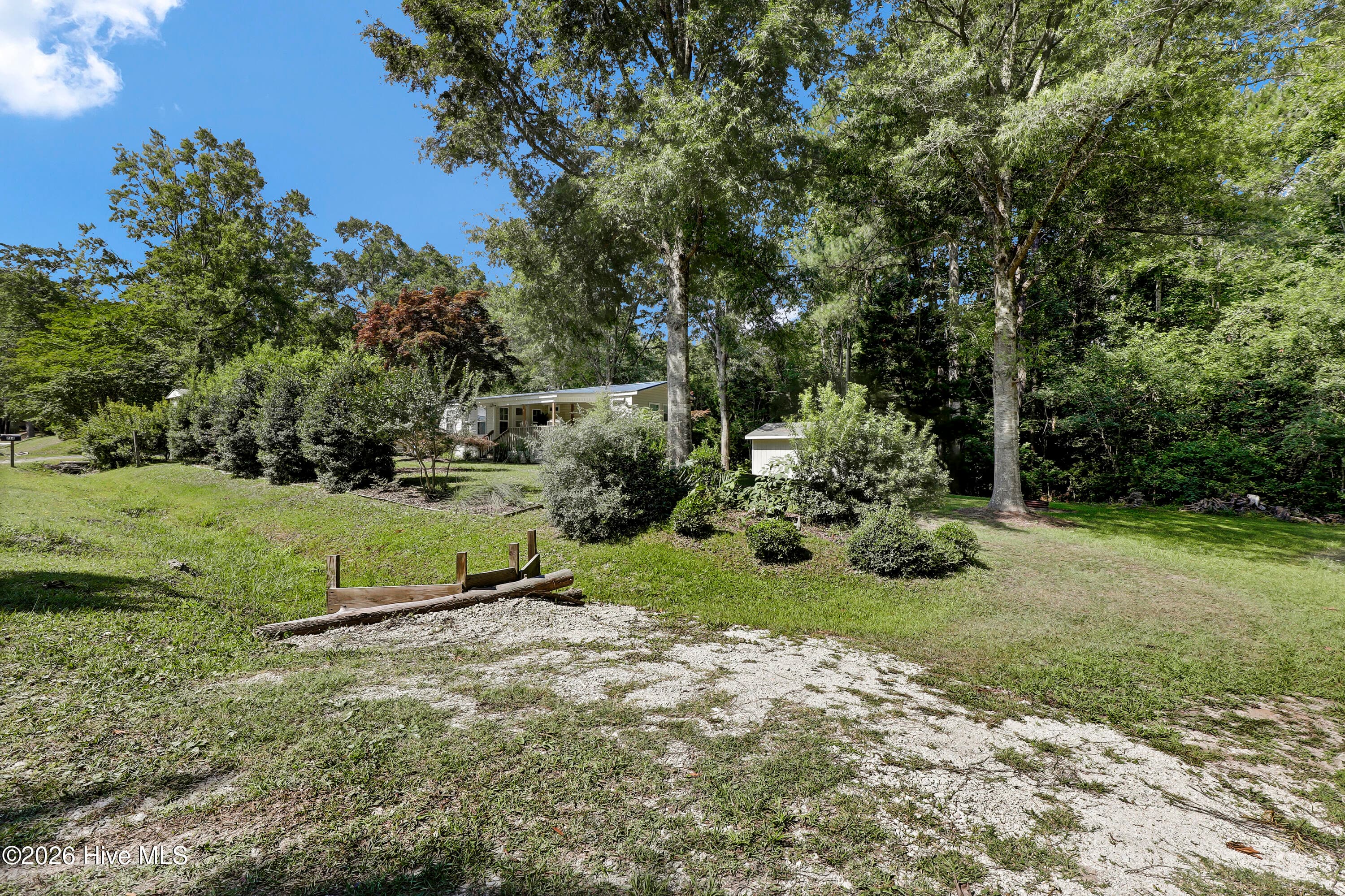 Manufactured Home at 714 Cedar Avenue, Hampstead, NC 28443, photo 2 of 30