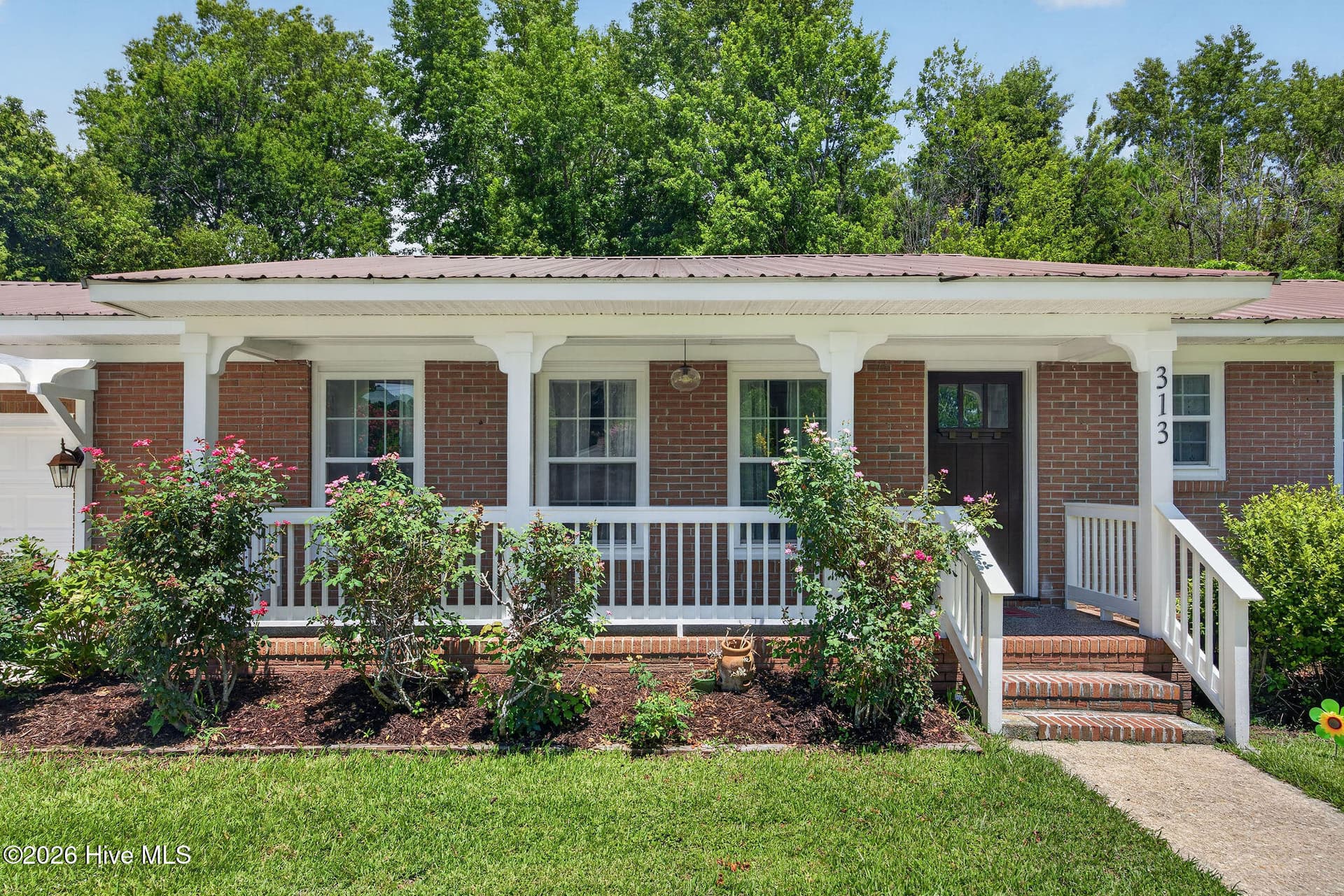 Single Family Residence at 313 Early Drive, Wilmington, NC 28412, photo 4 of 42