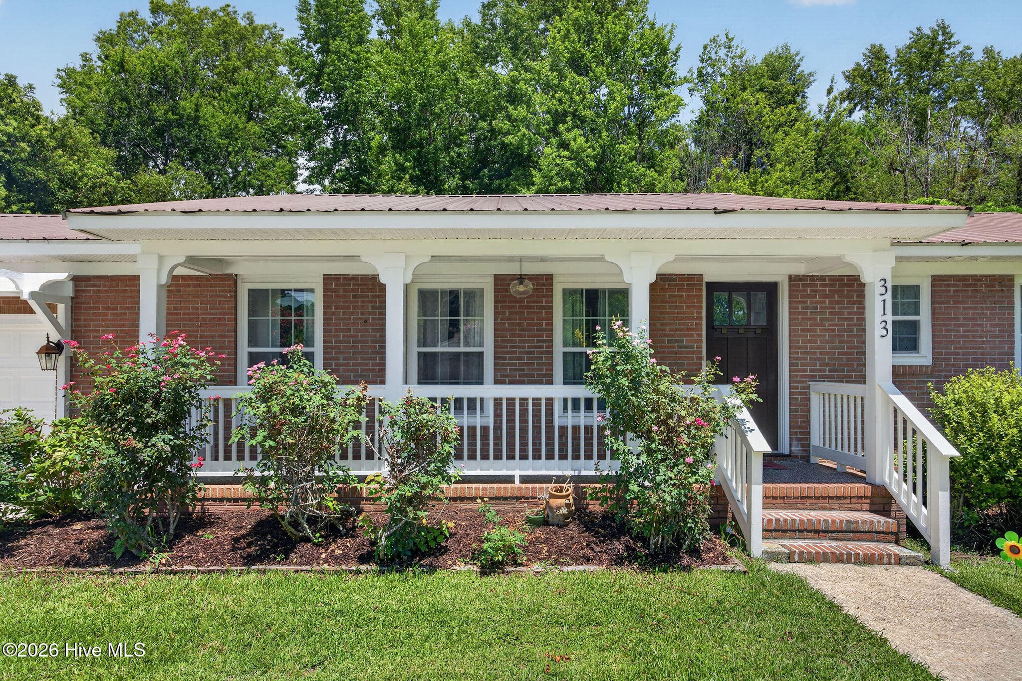 Single Family Residence at 313 Early Drive, Wilmington, NC 28412, photo 4 of 42