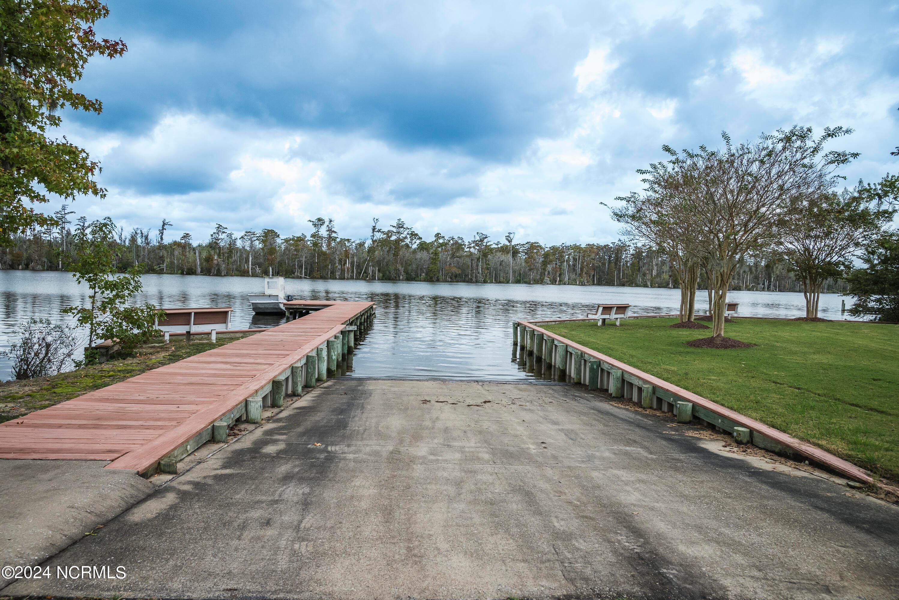 Residential Lot at 420 87 Riversound Drive, Edenton, NC 27932, photo 9 of 14