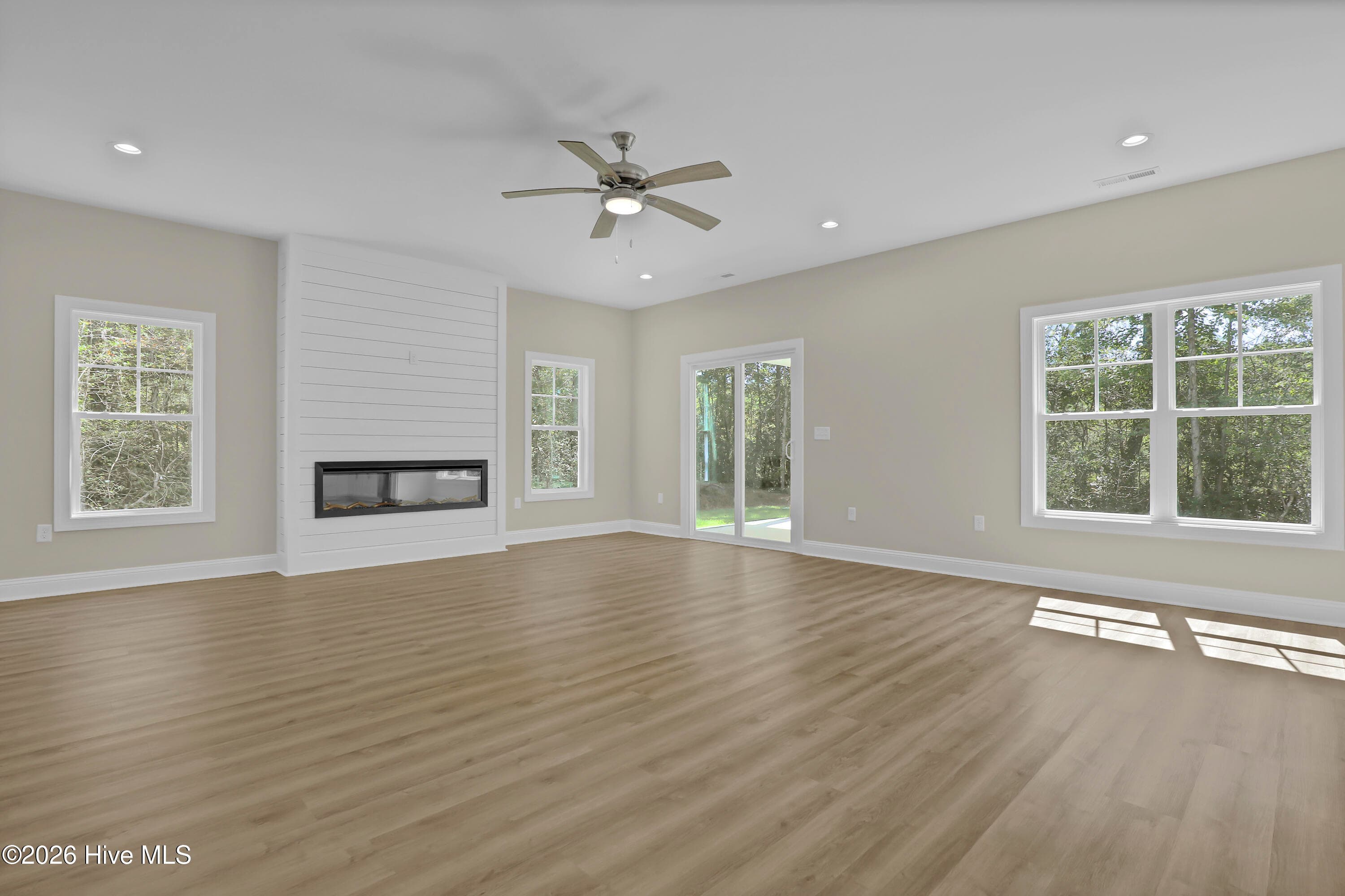 Single Family Residence at 126 Penquin Place, Hampstead, NC 28443, photo 3 of 21