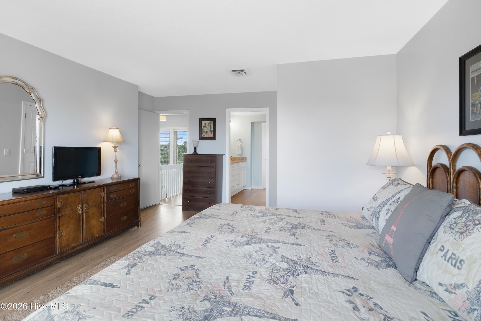 Single Family Residence at 11017 Inlet Drive, Emerald Isle, NC 28594, photo 2 of 6