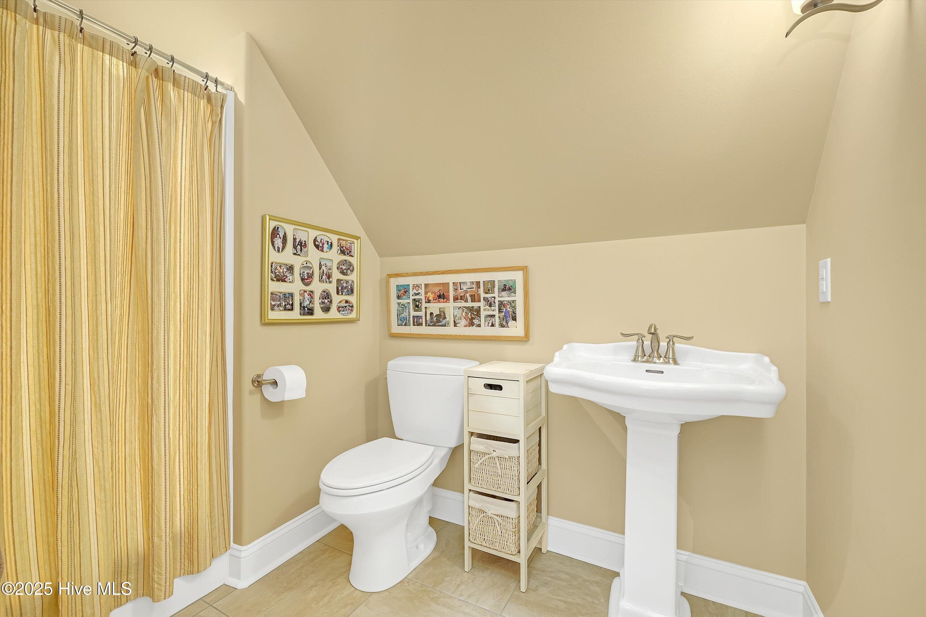 Guest Bedroom 4 Full Bathroom - 102 Reflection Court SW, Ocean Isle Beach, NC 28469