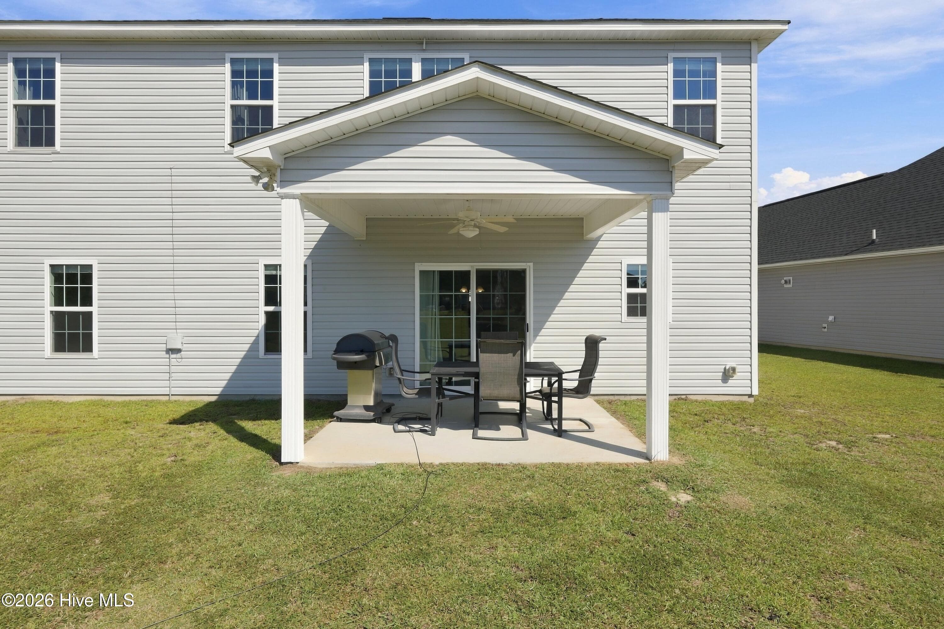 Single Family Residence at 1011 Sailfish Street, New Bern, NC 28562, photo 22 of 44