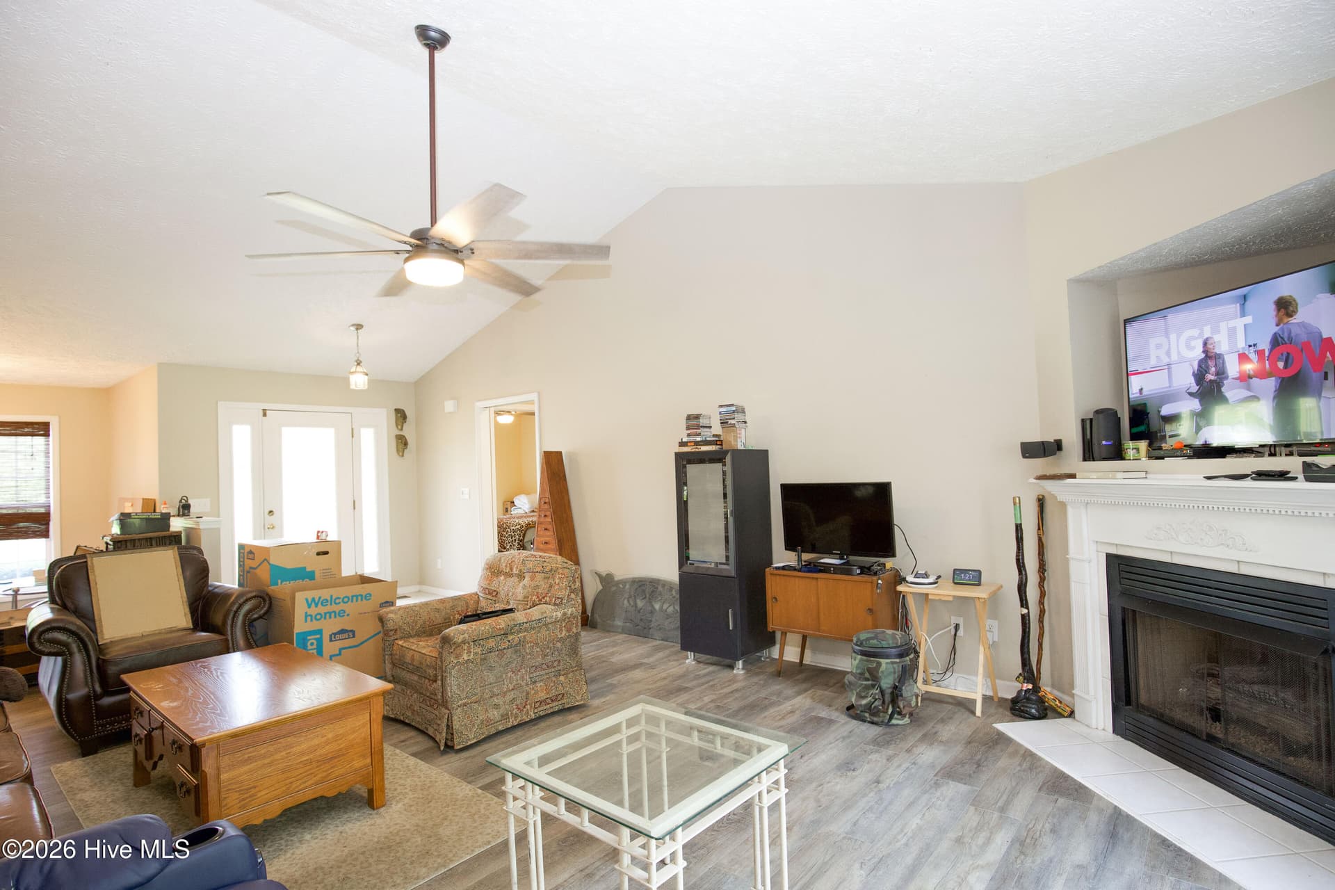 Single Family Residence at 340 Queens Cove Way, Carthage, NC 28327, photo 5 of 38