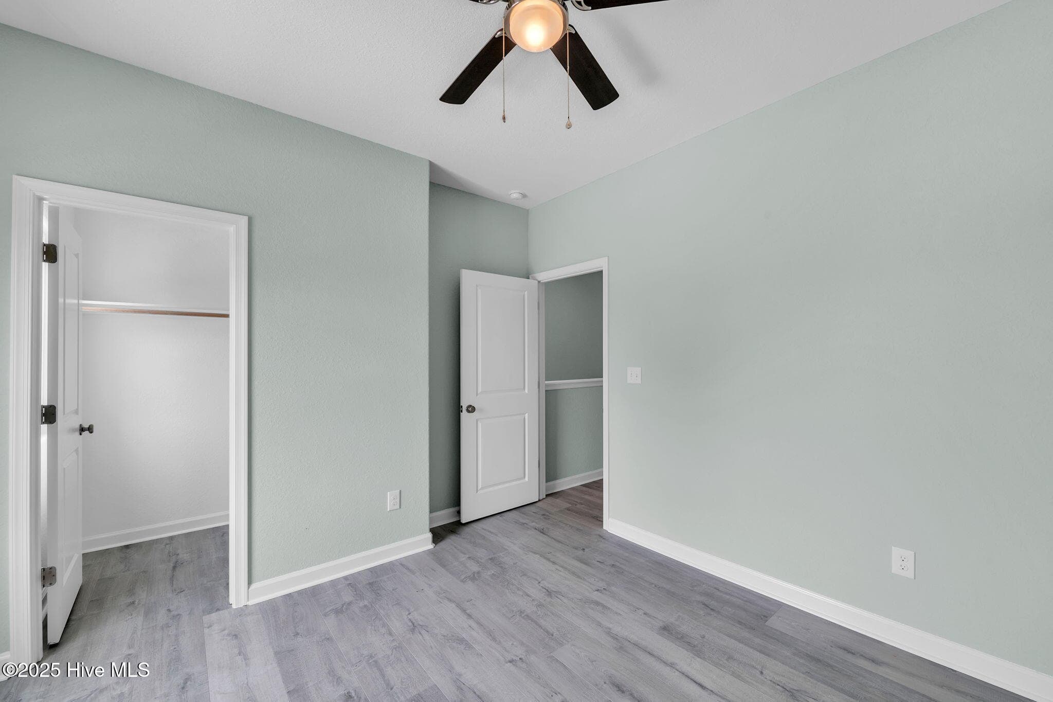Single Family Residence at 423 Elcinoca Drive, Elizabeth City, NC 27909, photo 3 of 3