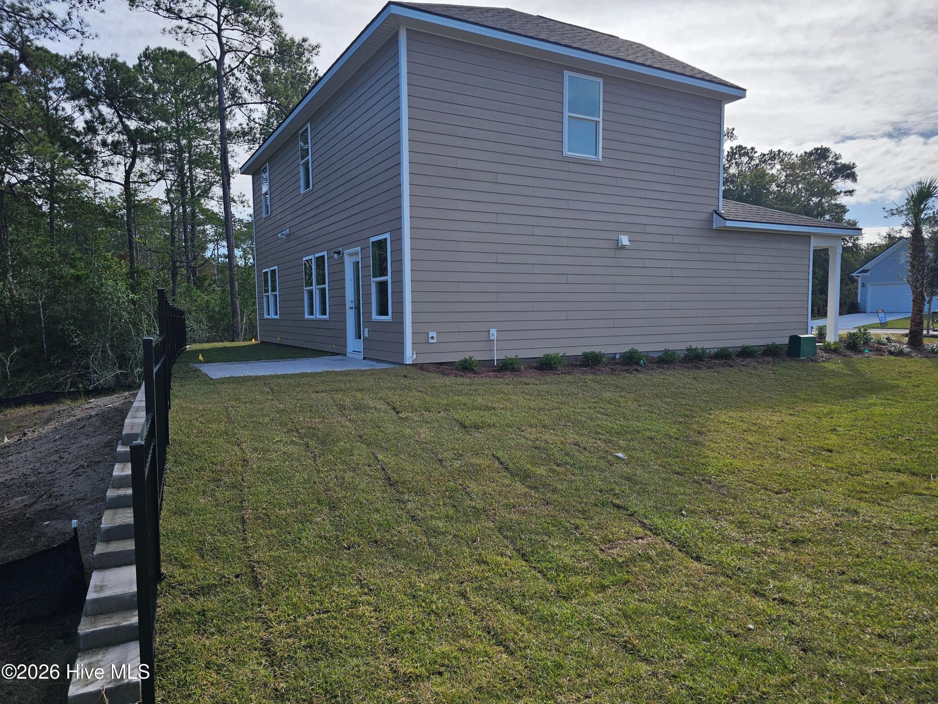 Single Family Residence at 530 Glitter Bay Loop, Shallotte, NC 28470, photo 46 of 49