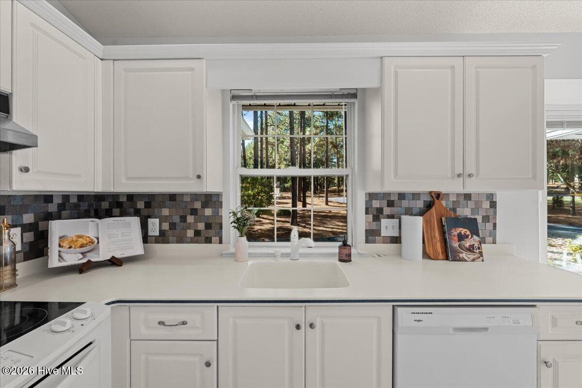 Single Family Residence at 247 Longleaf Drive, Seven Lakes, NC 27376, photo 28 of 48