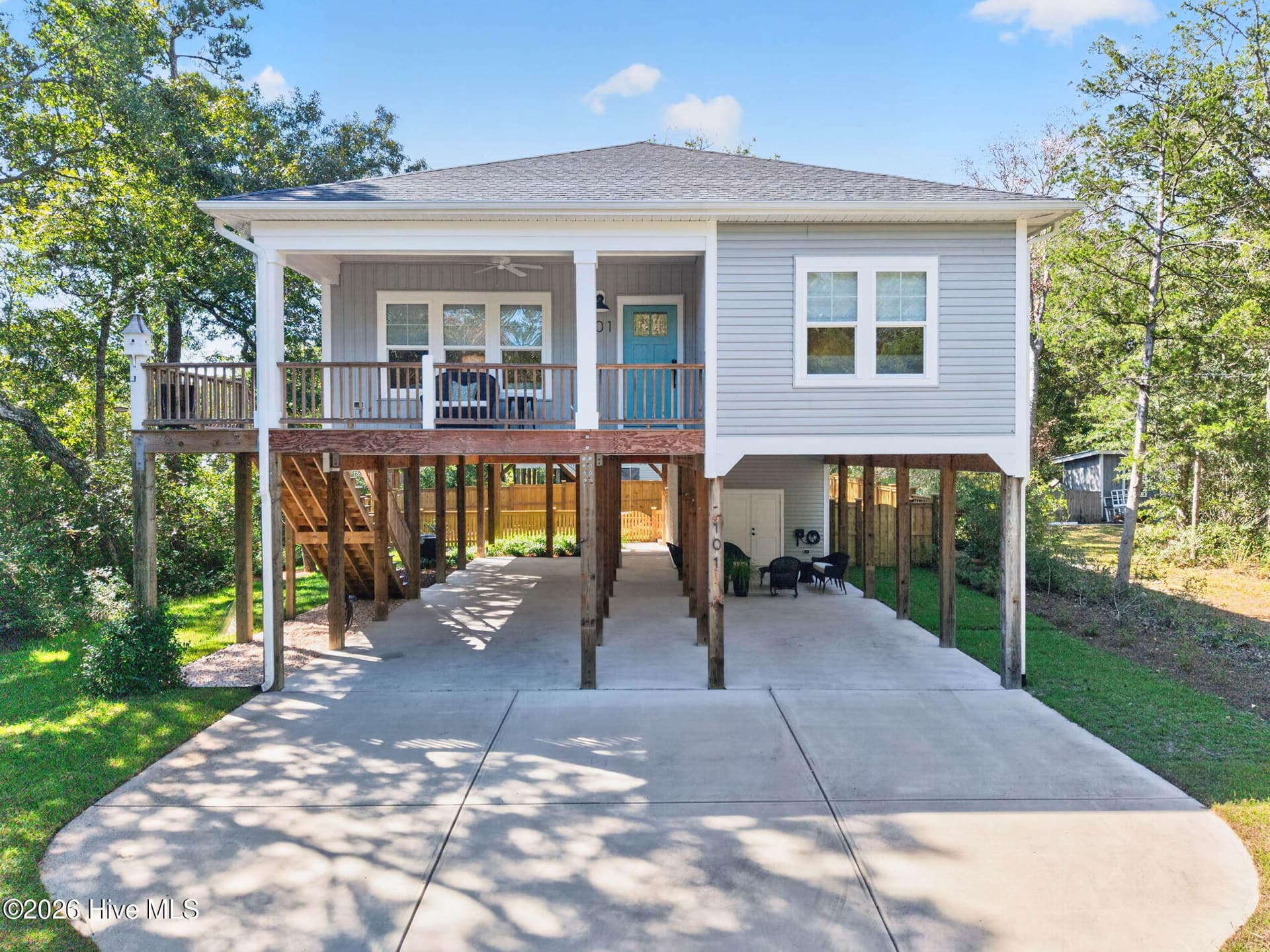 Large paved Driveway with 4 bedroom and 2 bathrooms - 101 SE 14th Street, Oak Island, NC 28465