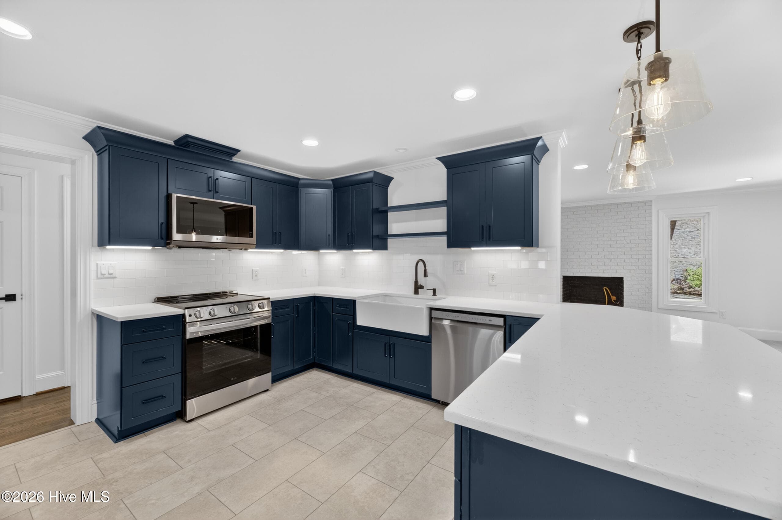 Single Family Residence at 208 Dupont Circle, Greenville, NC 27858, photo 10 of 53