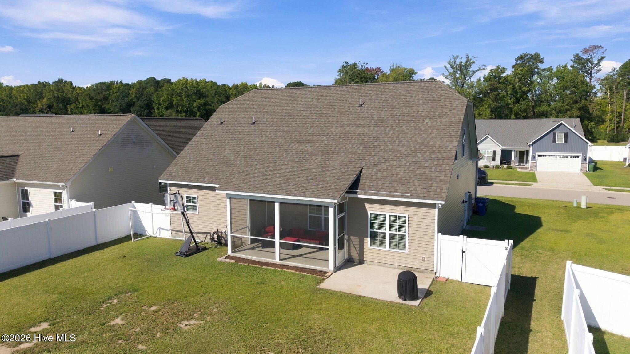 Single Family Residence at 613 Knoll Circle, Greenville, NC 27858, photo 42 of 52
