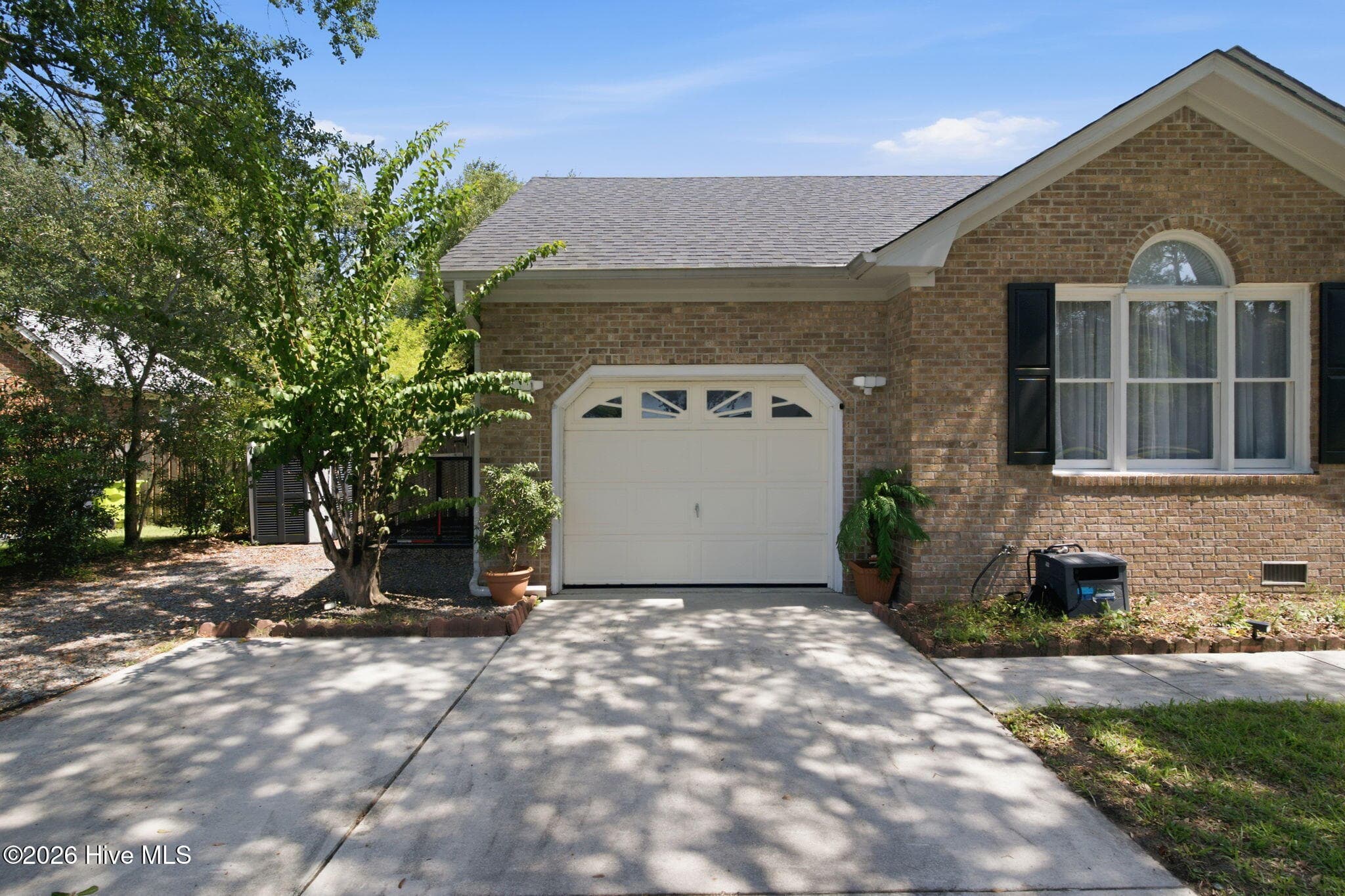 Single Family Residence at 7535 Elkmont Court, Wilmington, NC 28411, photo 41 of 50