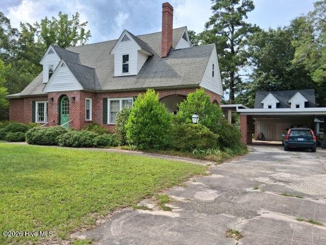 Single Family Residence at 201 E Bell Street, Tabor City, NC 28463, photo 4 of 28