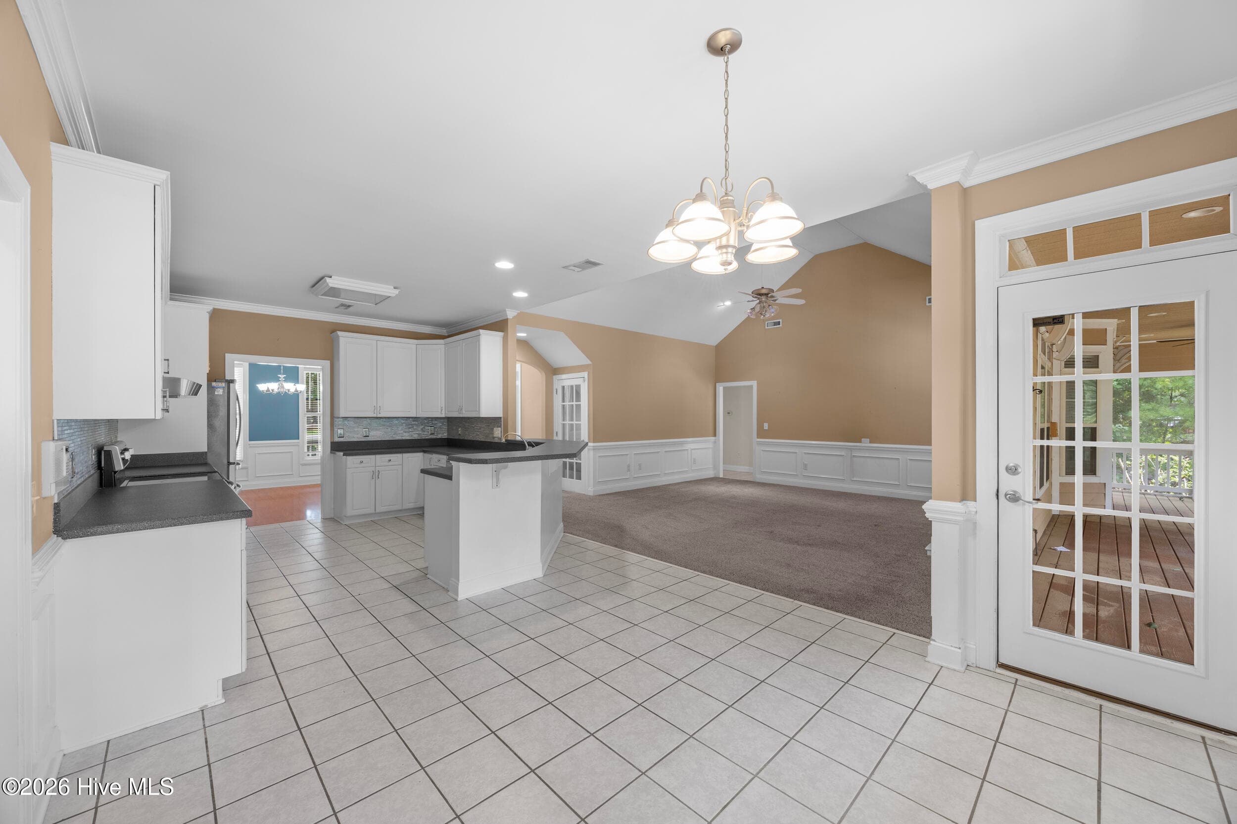 Single Family Residence at 638 Ravenswood Road, Hampstead, NC 28443, photo 20 of 100