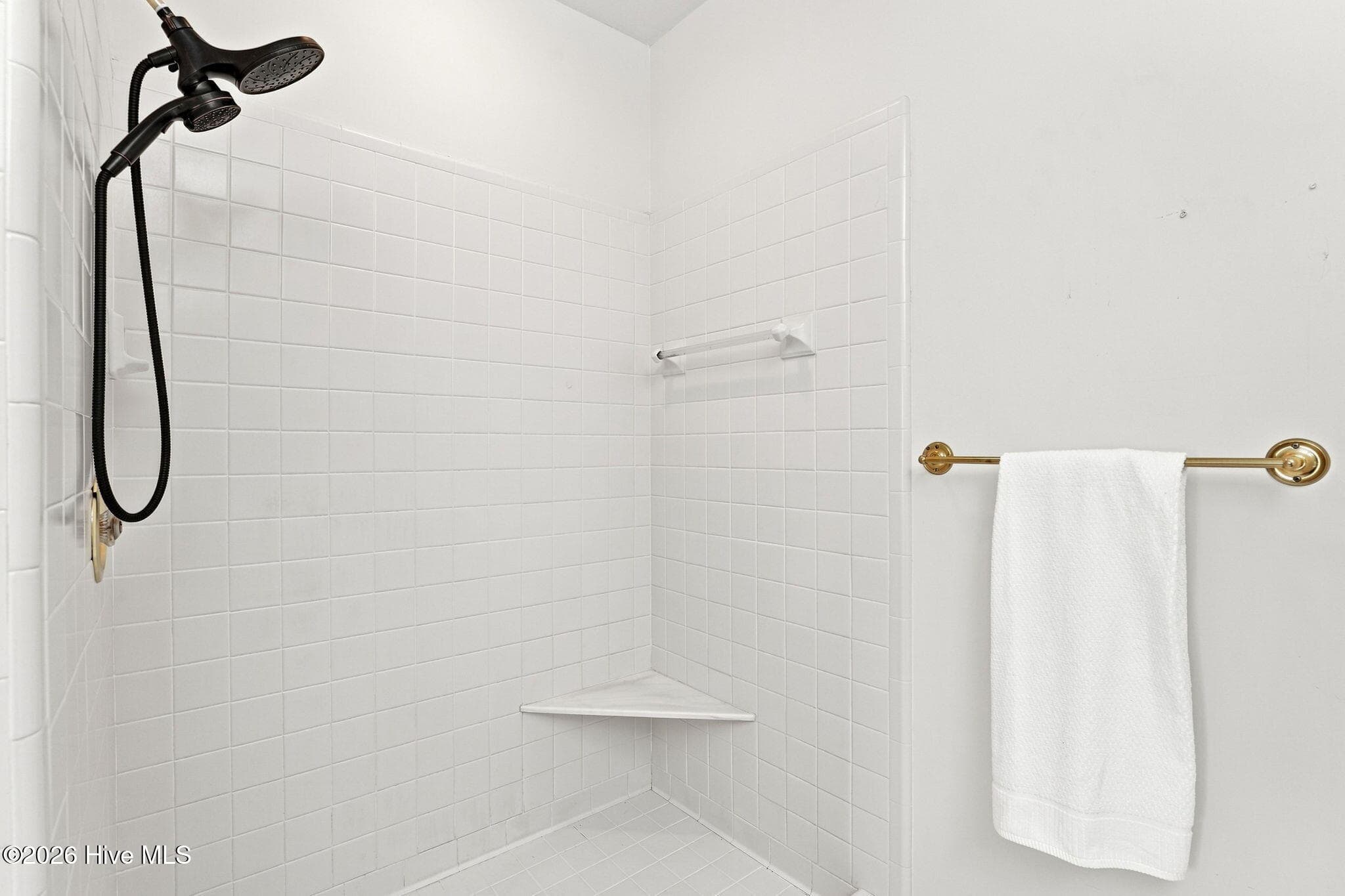 Primar Walk-In Shower - 42 Alston Place, Southern Pines, NC 28387