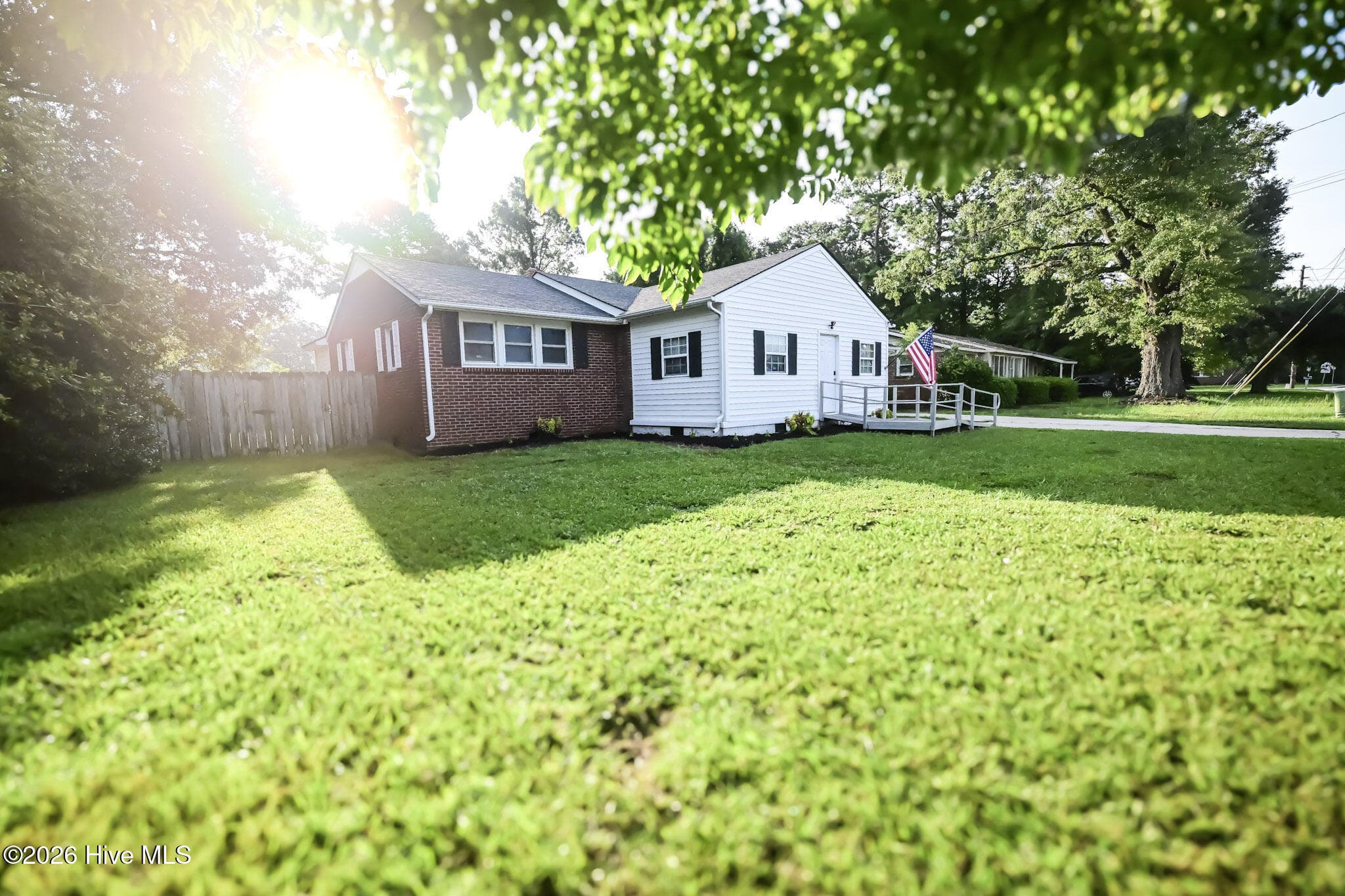 Single Family Residence at 704 Henderson Drive, Jacksonville, NC 28540, photo 4 of 28