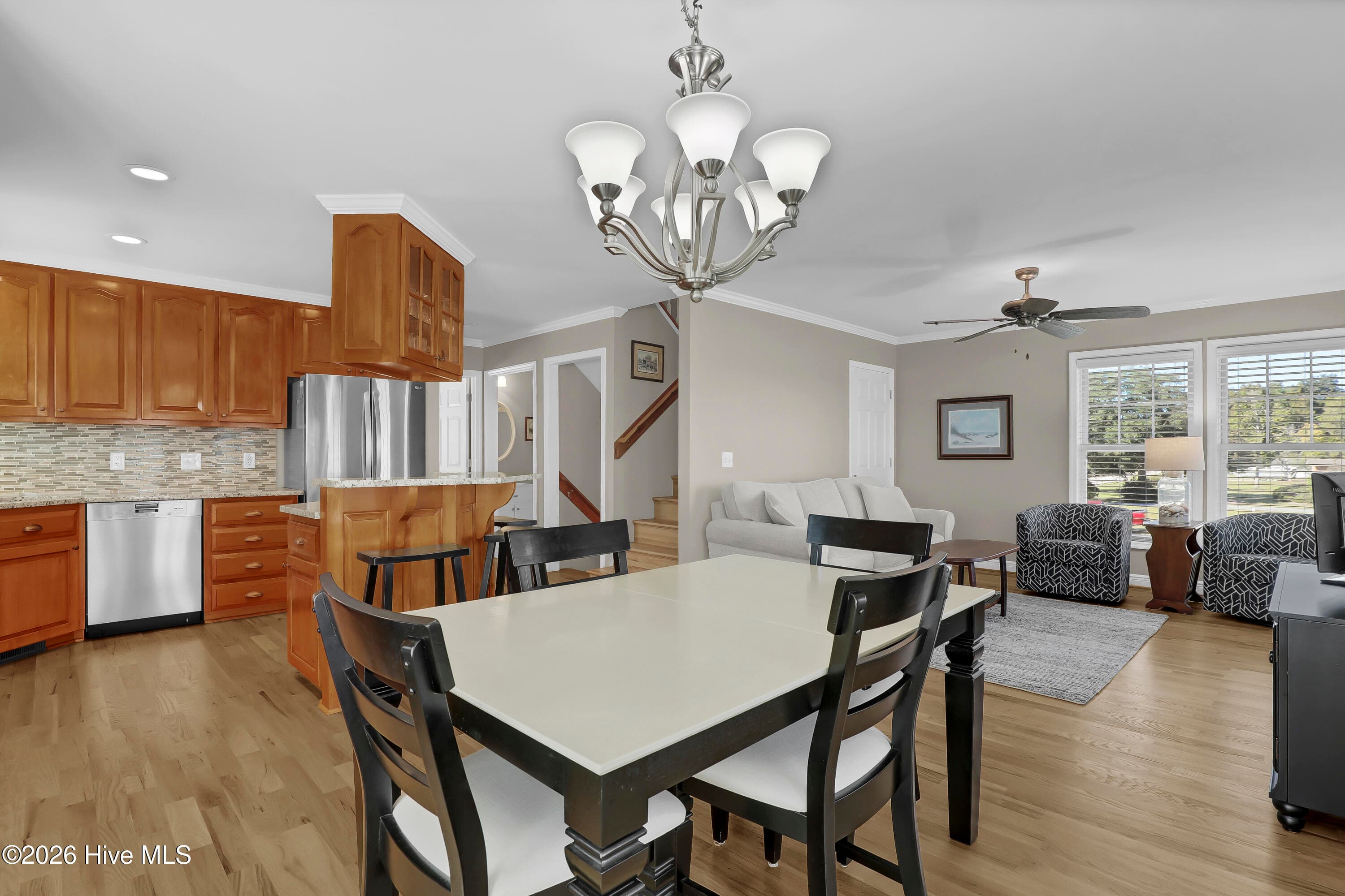 Single Family Residence at 275 Riverside Drive, Sneads Ferry, NC 28460, photo 6 of 46