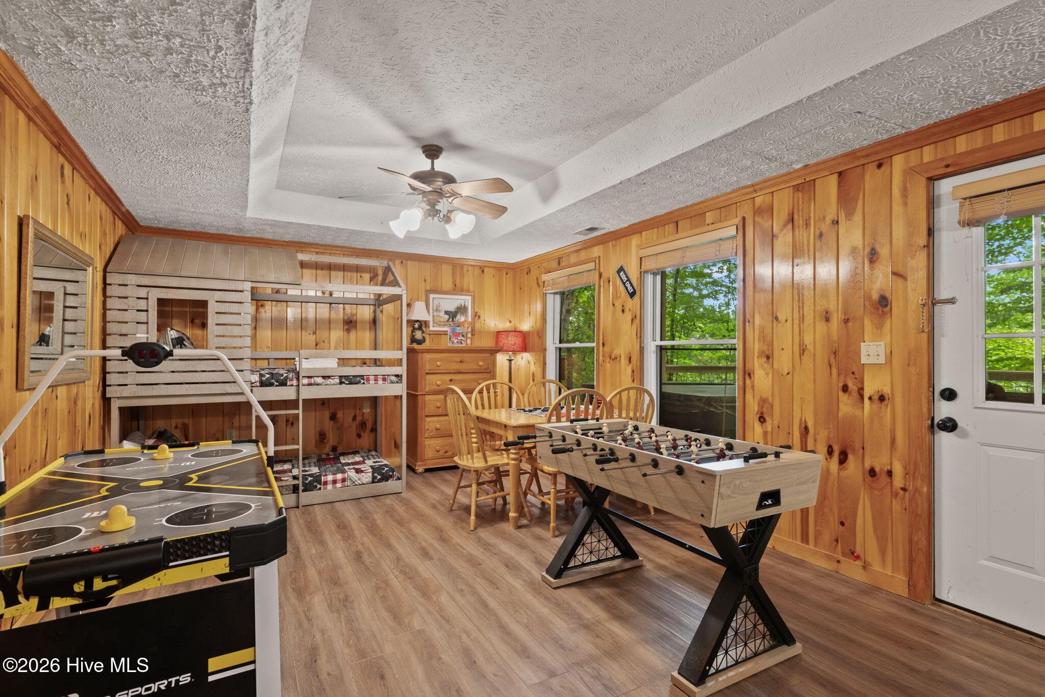 Single Family Residence at 398 Mountain Tops Circle, Blue Ridge, GA 30513, photo 33 of 63