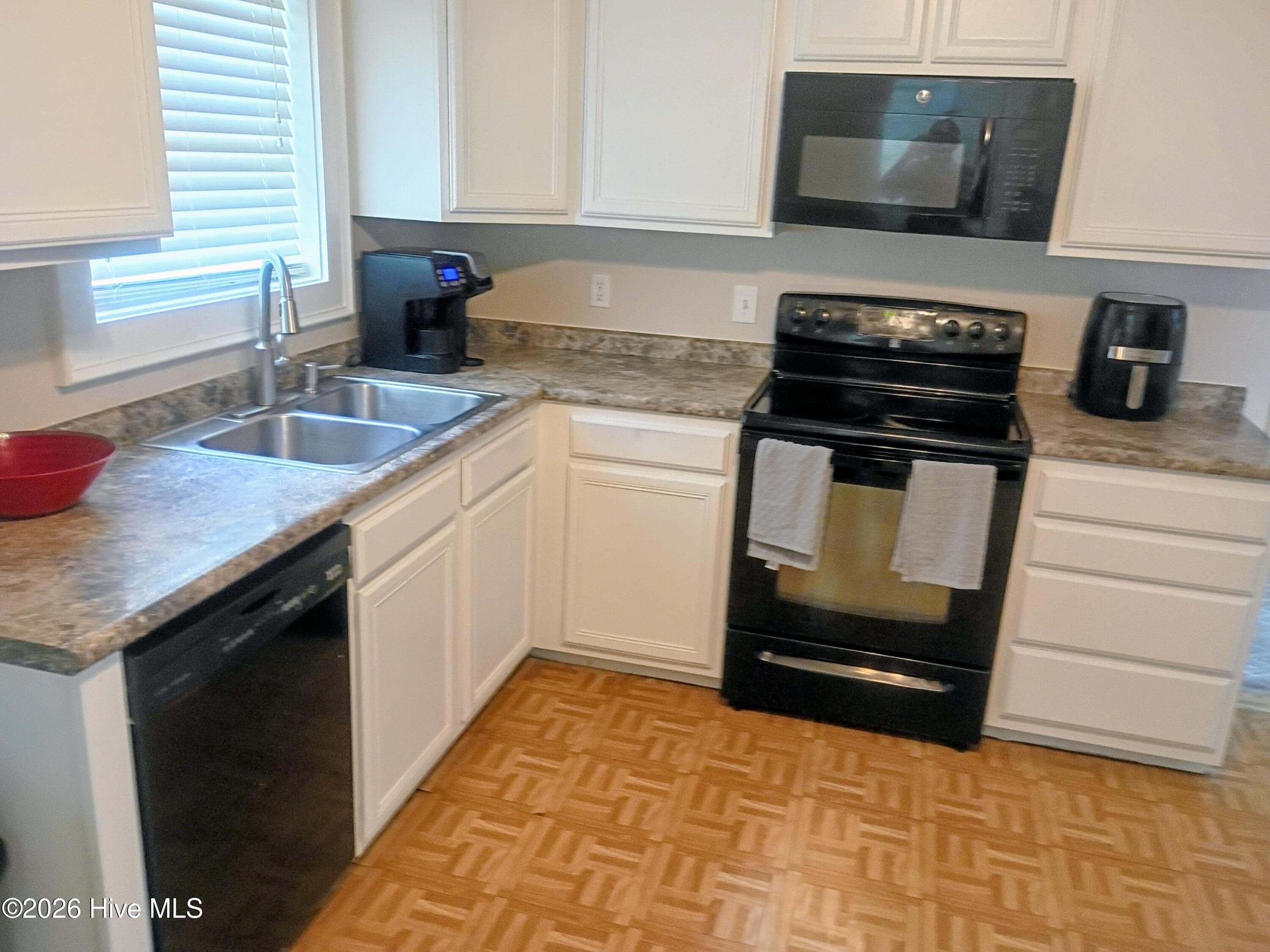 Single Family Residence at 3772 Old Maco Road, Leland, NC 28451, photo 10 of 62