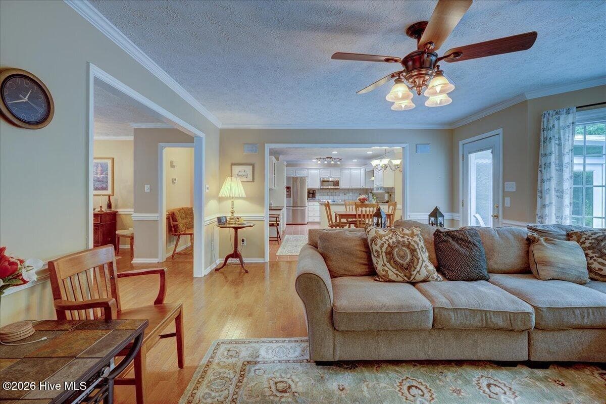 Single Family Residence at 306 Taliaferro Lane, New Bern, NC 28560, photo 11 of 53
